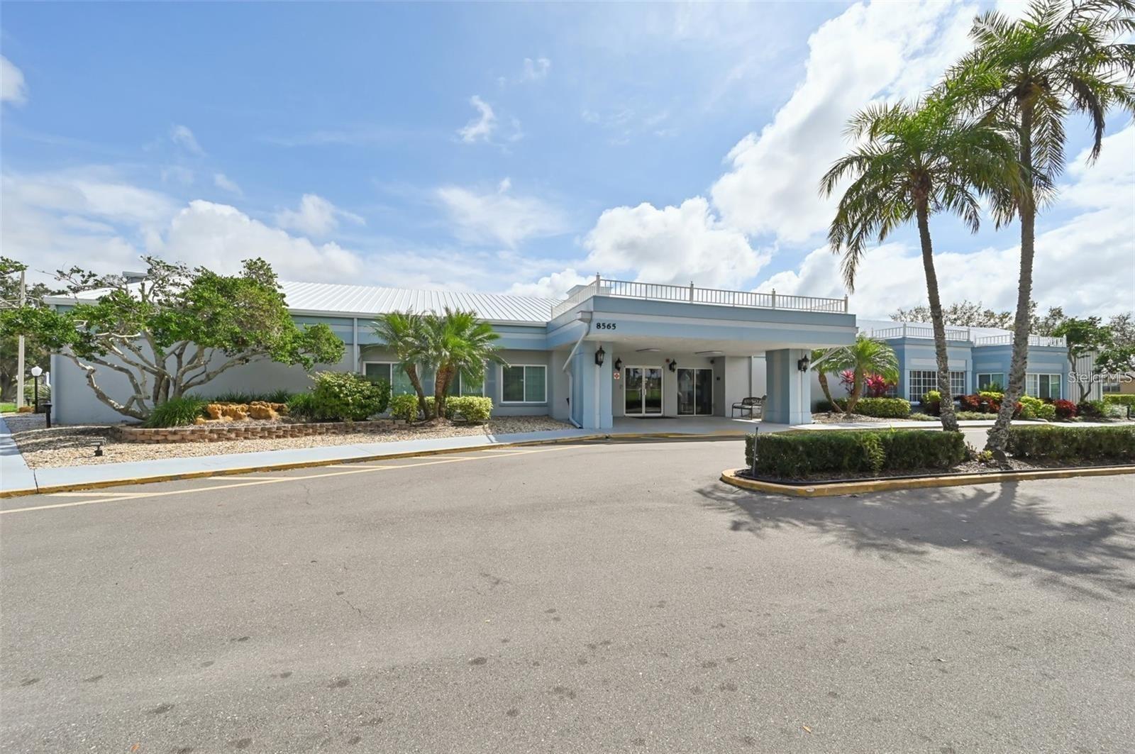 8520 COUNTESS AVENUE CIR, PALMETTO, FL, 34221