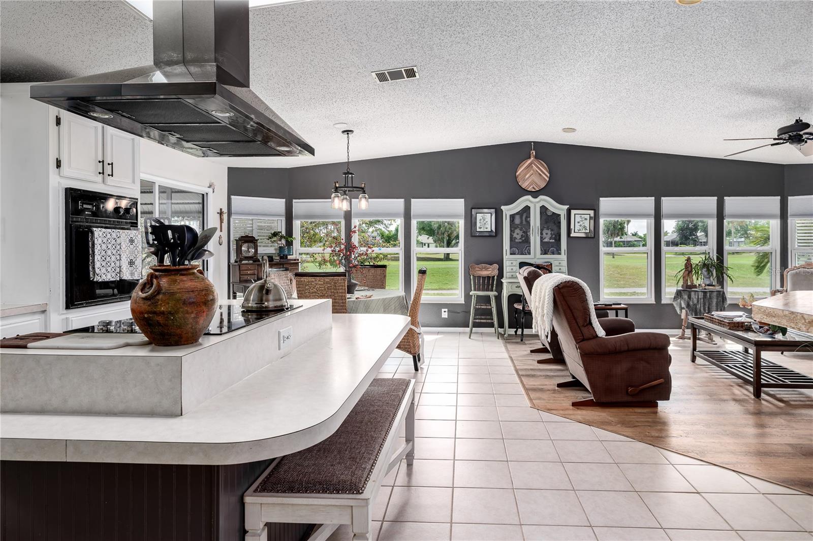 8520 COUNTESS AVENUE CIR, PALMETTO, FL, 34221