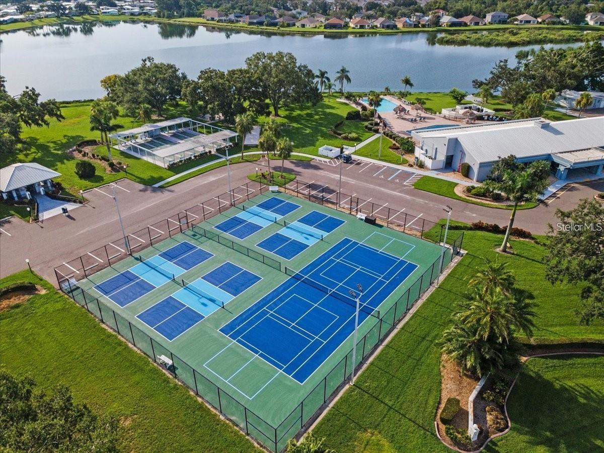 8520 COUNTESS AVENUE CIR, PALMETTO, FL, 34221