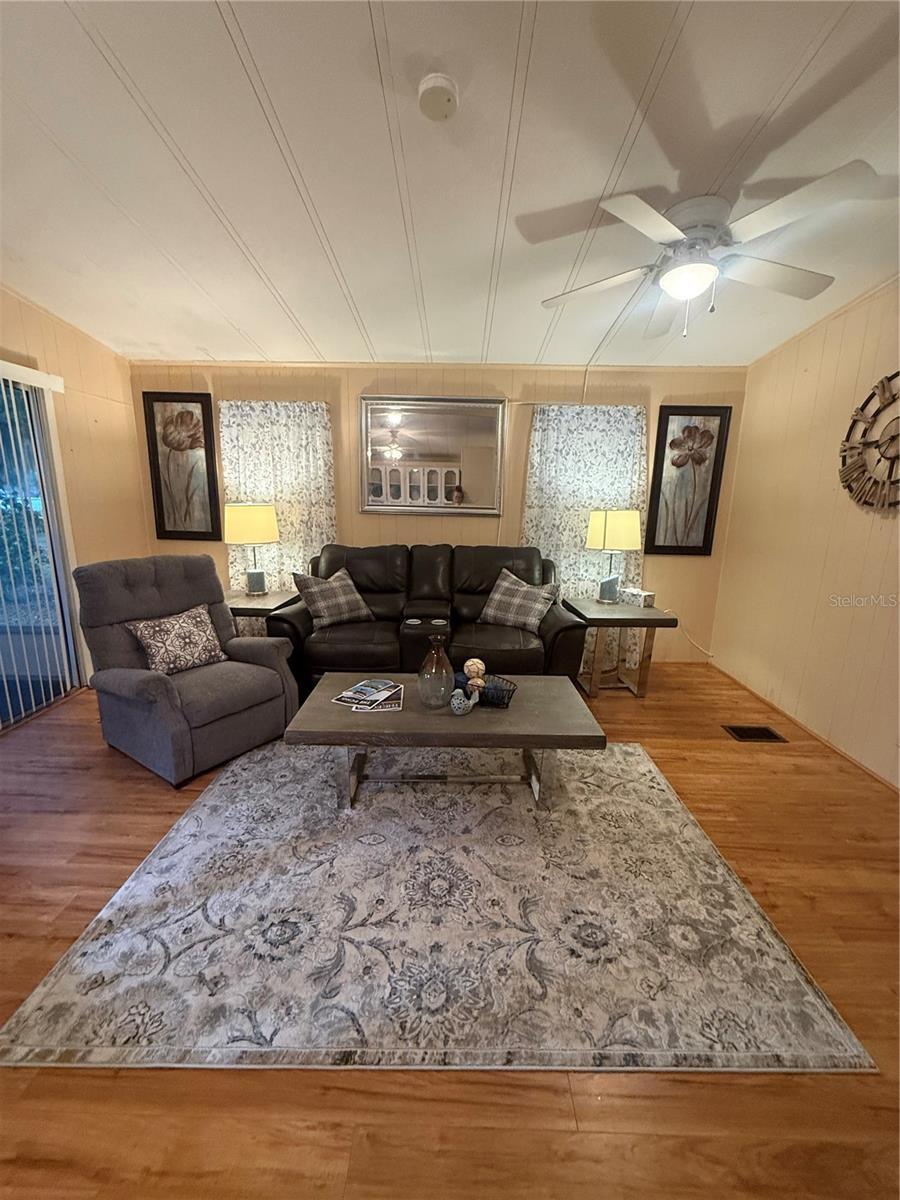 57 N BOBWHITE RD, WILDWOOD, FL, 34785