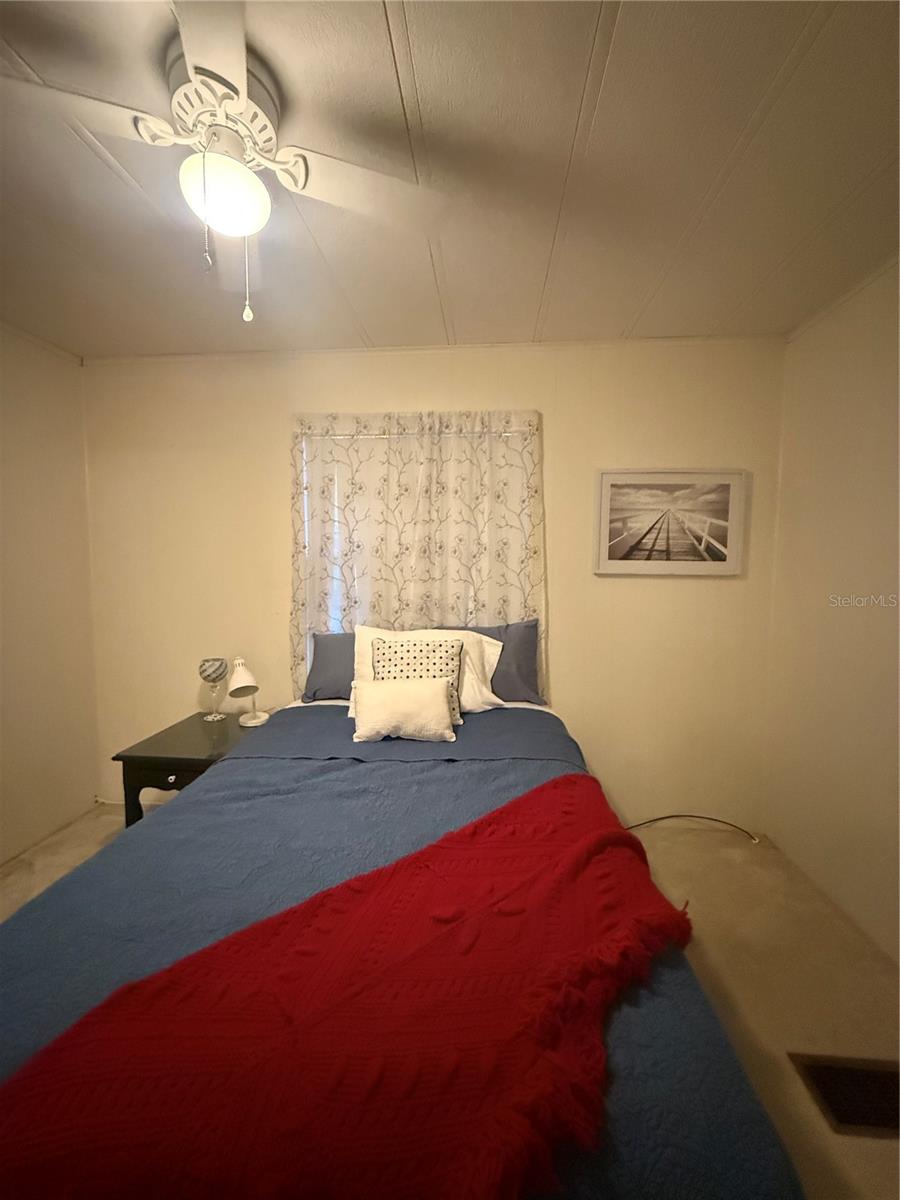 57 N BOBWHITE RD, WILDWOOD, FL, 34785