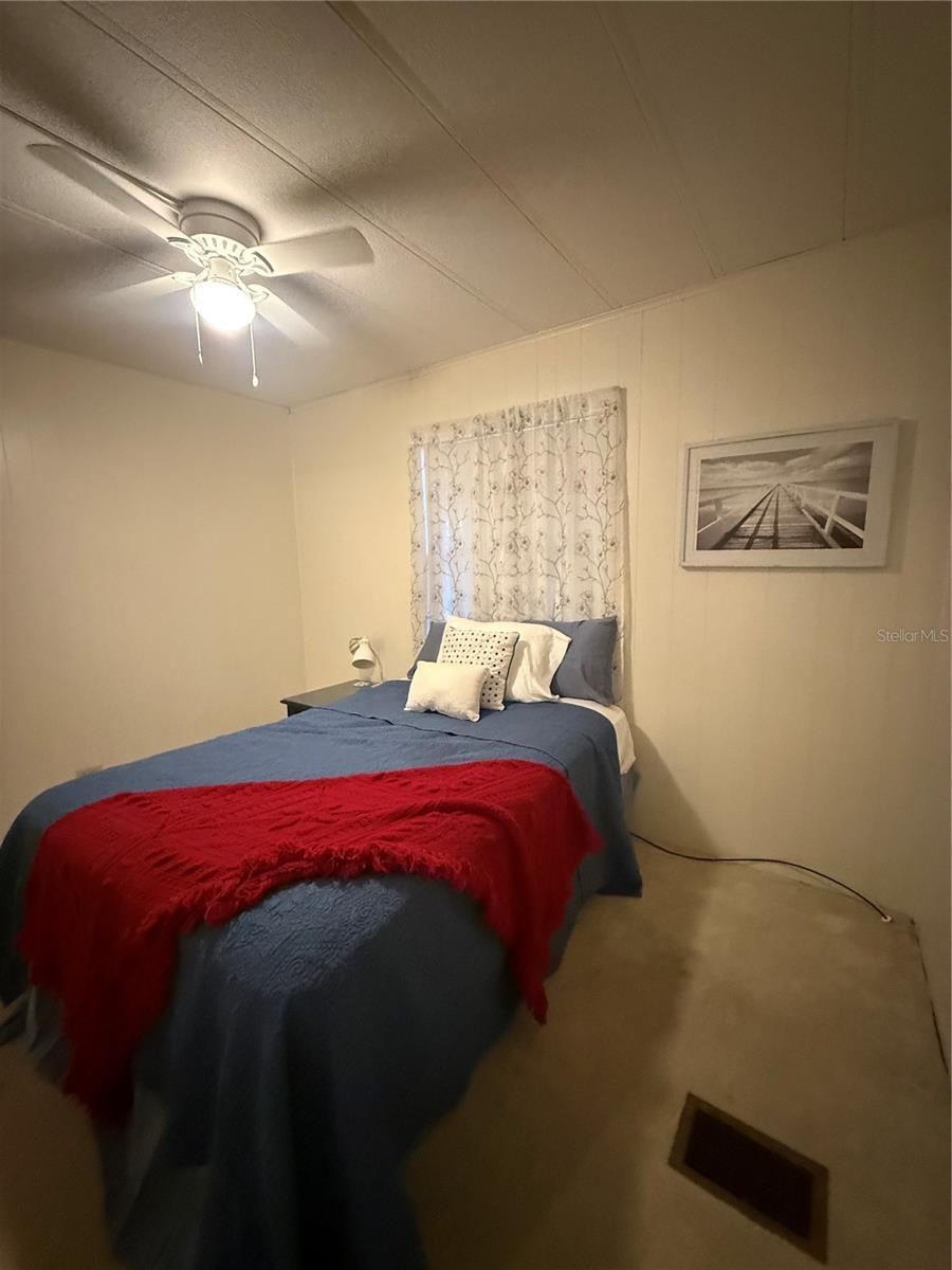 57 N BOBWHITE RD, WILDWOOD, FL, 34785