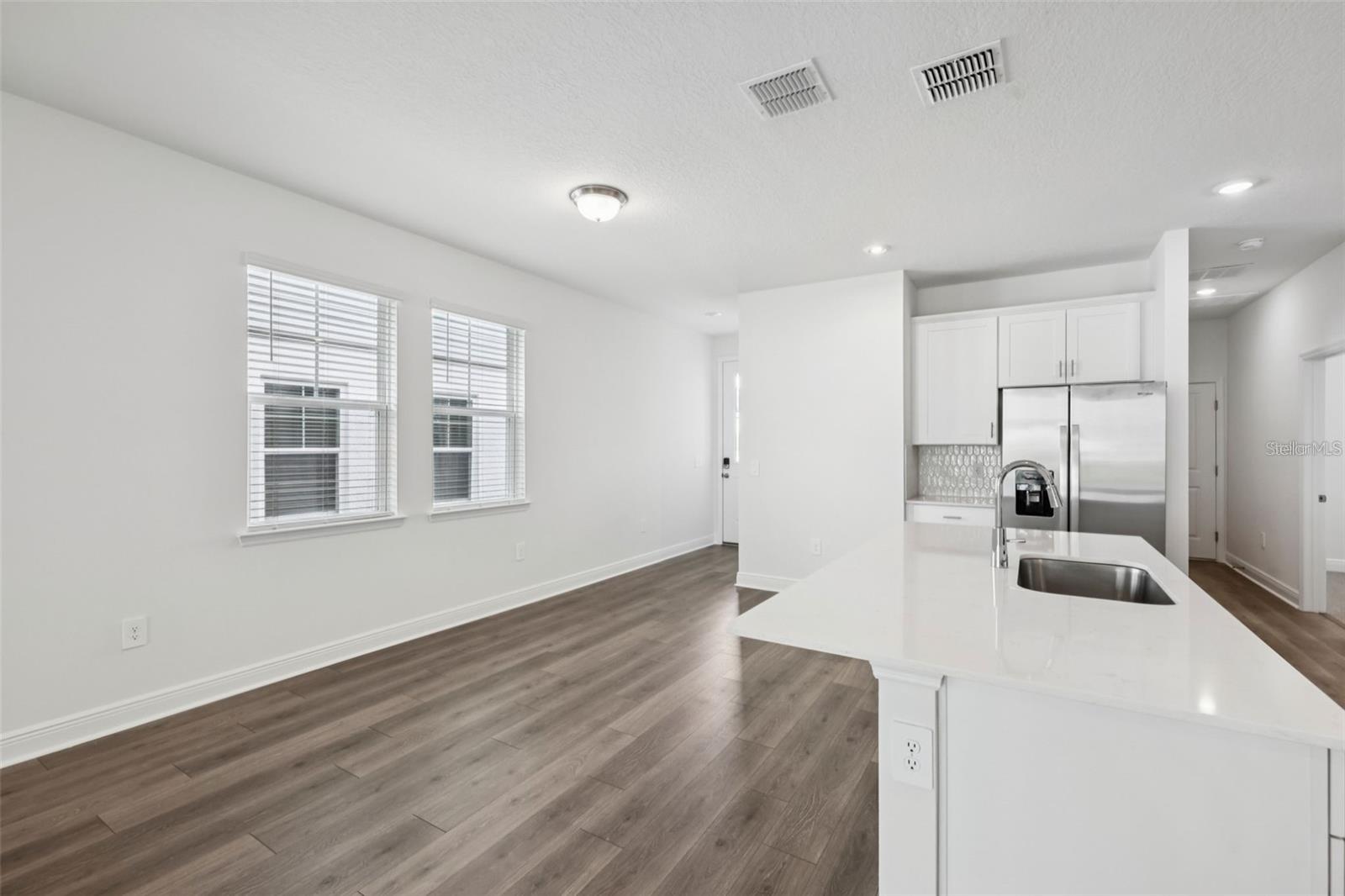 2300 HEN RD, MINNEOLA, FL, 34715