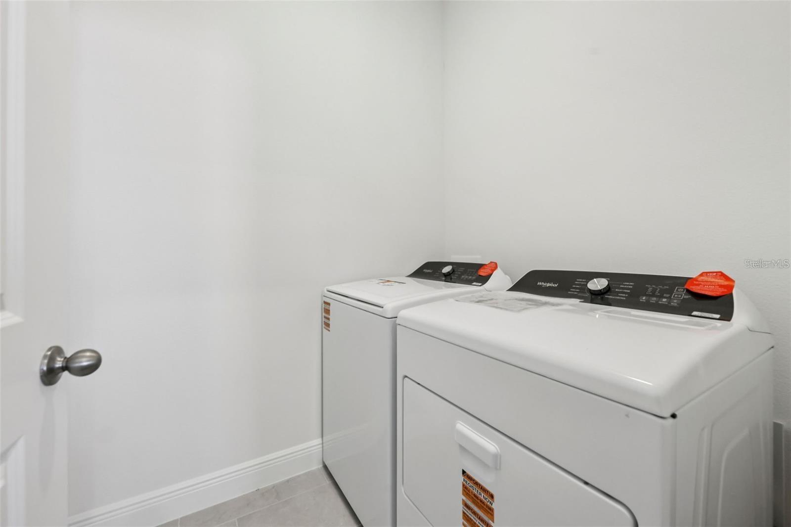 2300 HEN RD, MINNEOLA, FL, 34715