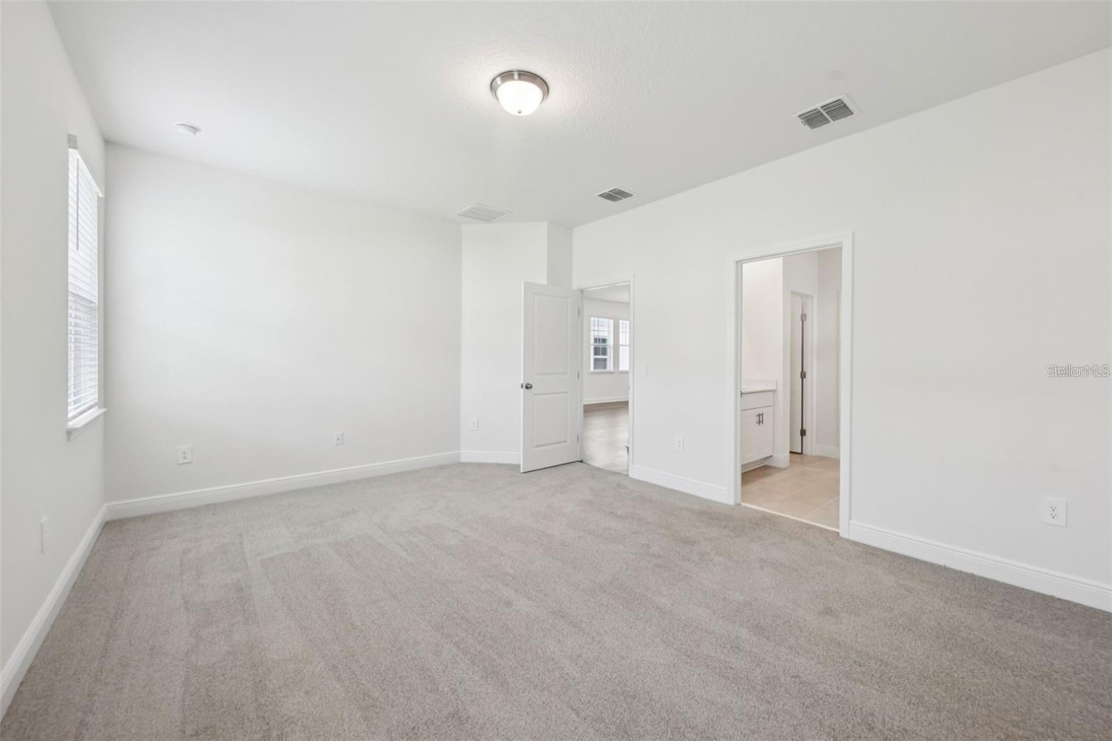 2300 HEN RD, MINNEOLA, FL, 34715