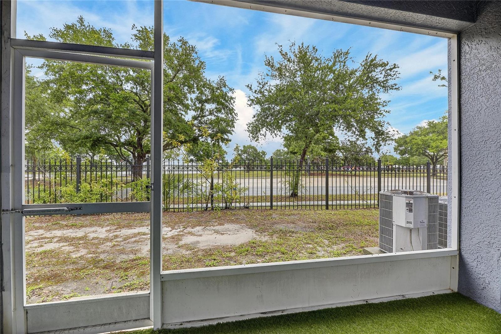 13123 KINGS CROSSING DR, GIBSONTON, FL, 33534