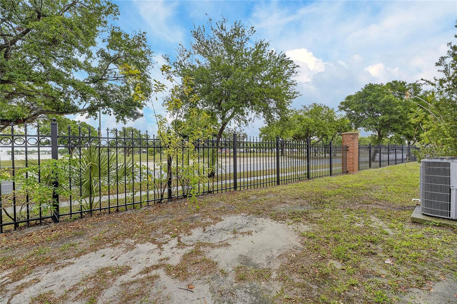 13123 KINGS CROSSING DR, GIBSONTON, FL, 33534