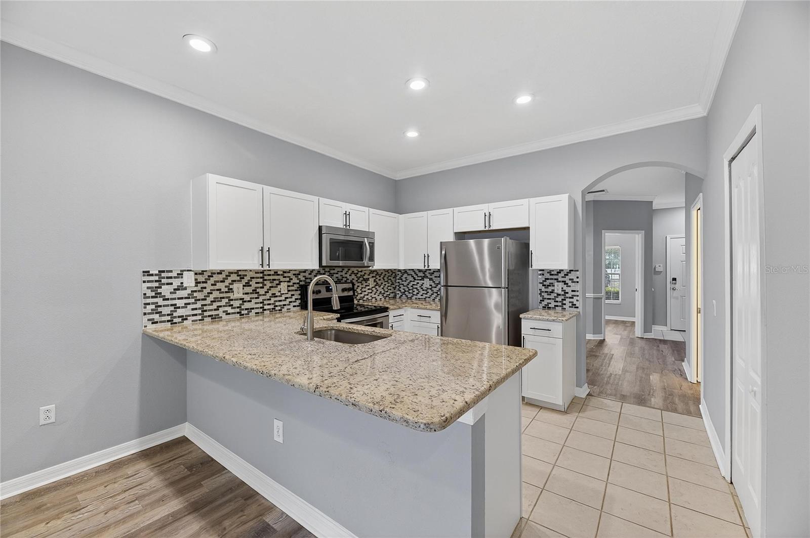 13123 KINGS CROSSING DR, GIBSONTON, FL, 33534