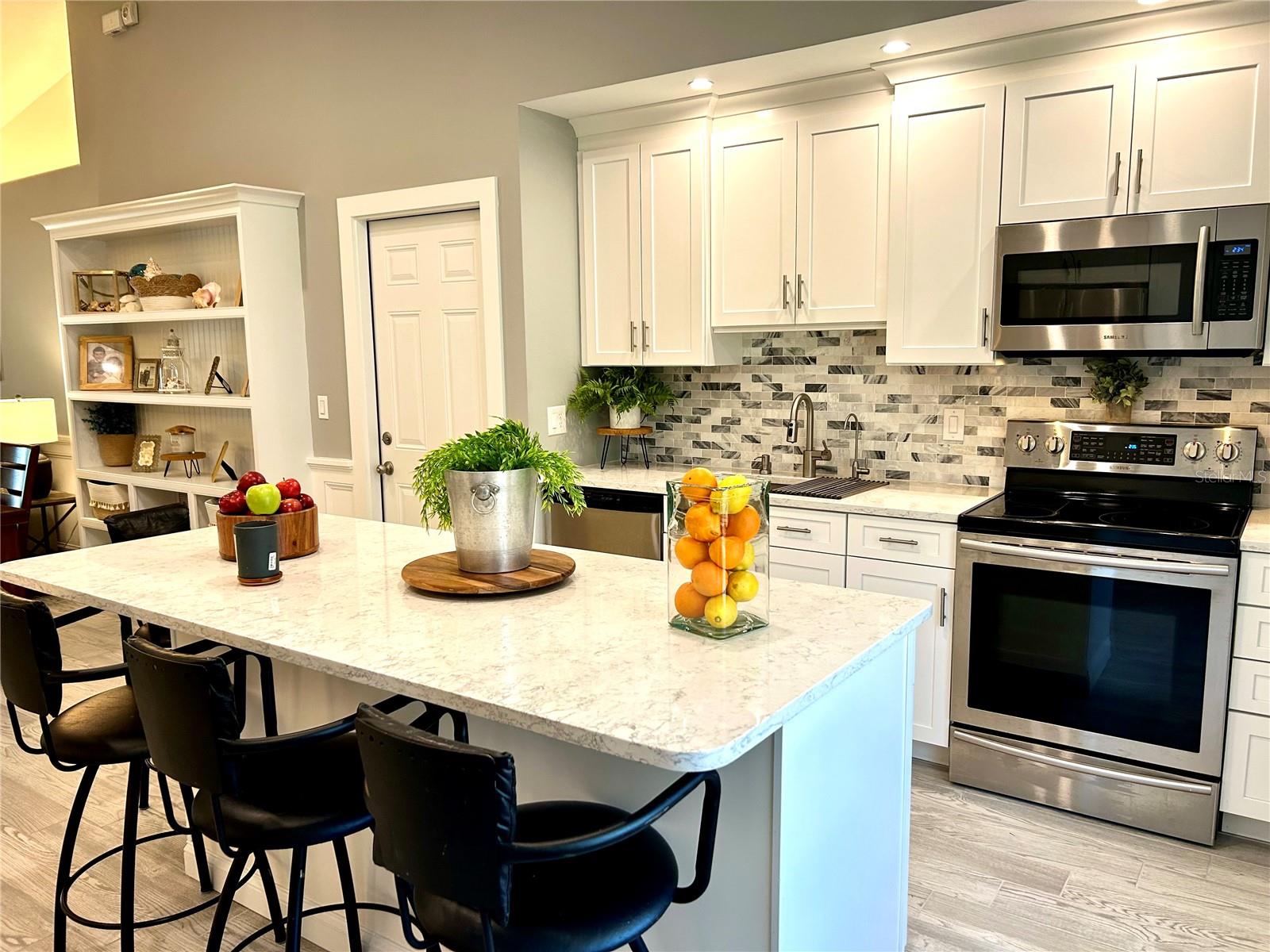 35 RIVERSIDE LN, PALM COAST, FL, 32164