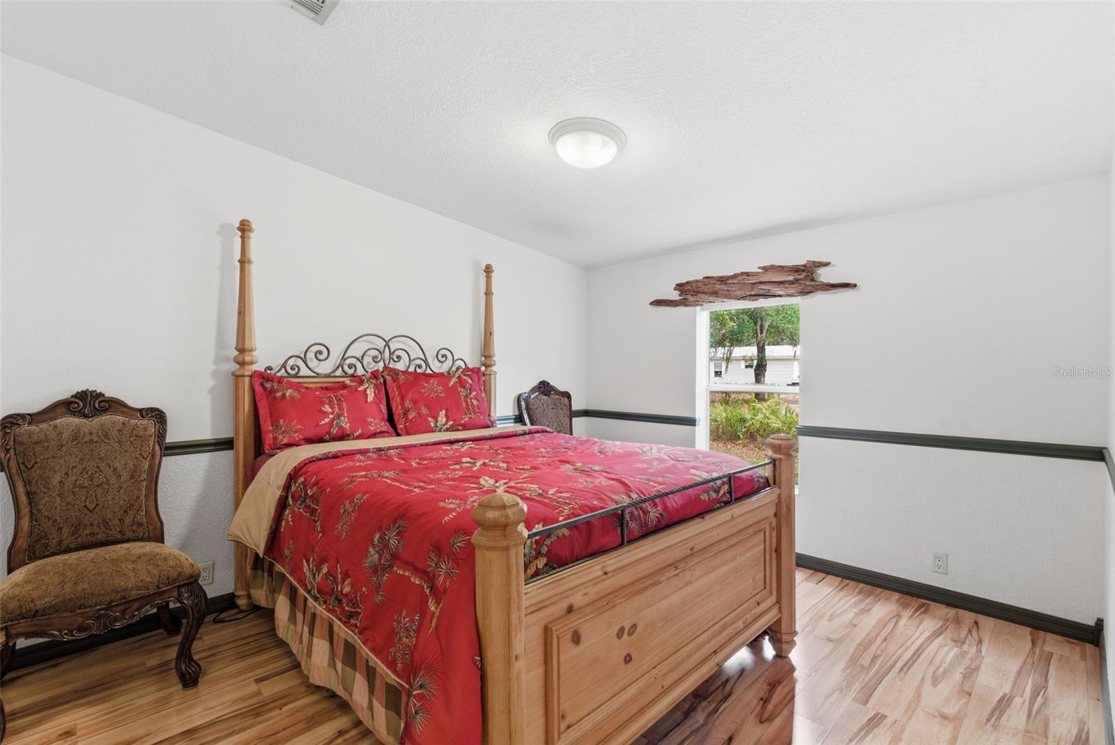 9101 WOOD TERRACE DR, TAMPA, FL, 33637