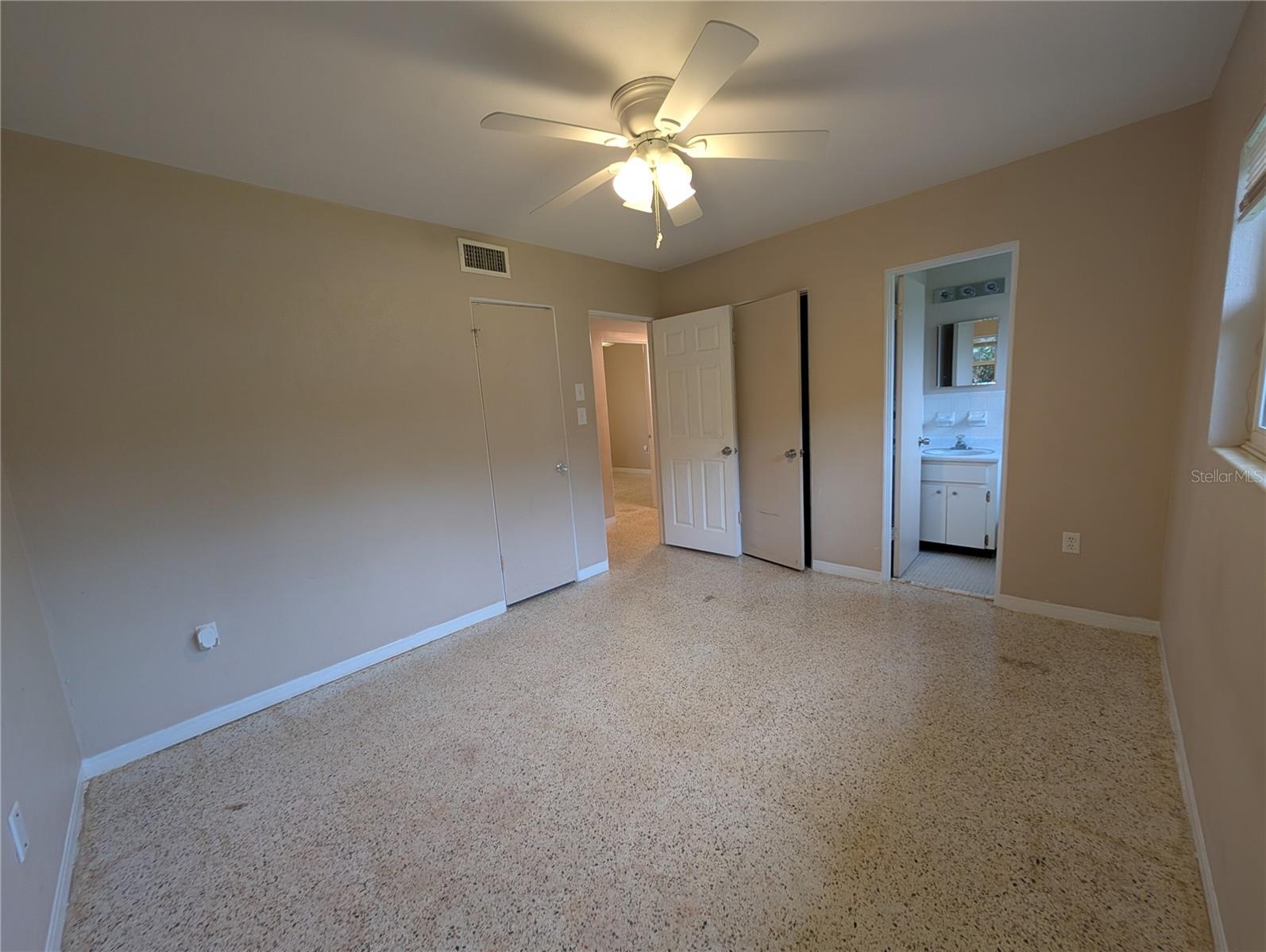 208 OAKWOOD DR, BROOKSVILLE, FL, 34601