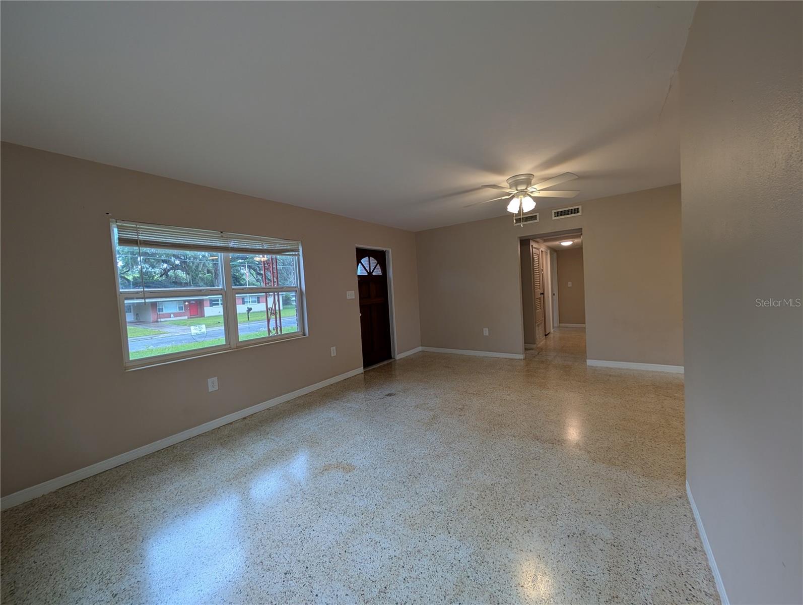 208 OAKWOOD DR, BROOKSVILLE, FL, 34601