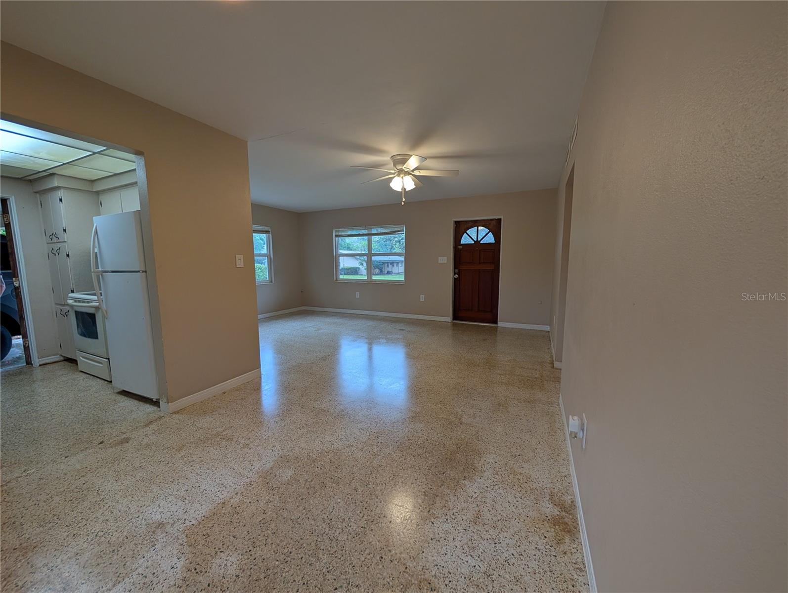 208 OAKWOOD DR, BROOKSVILLE, FL, 34601