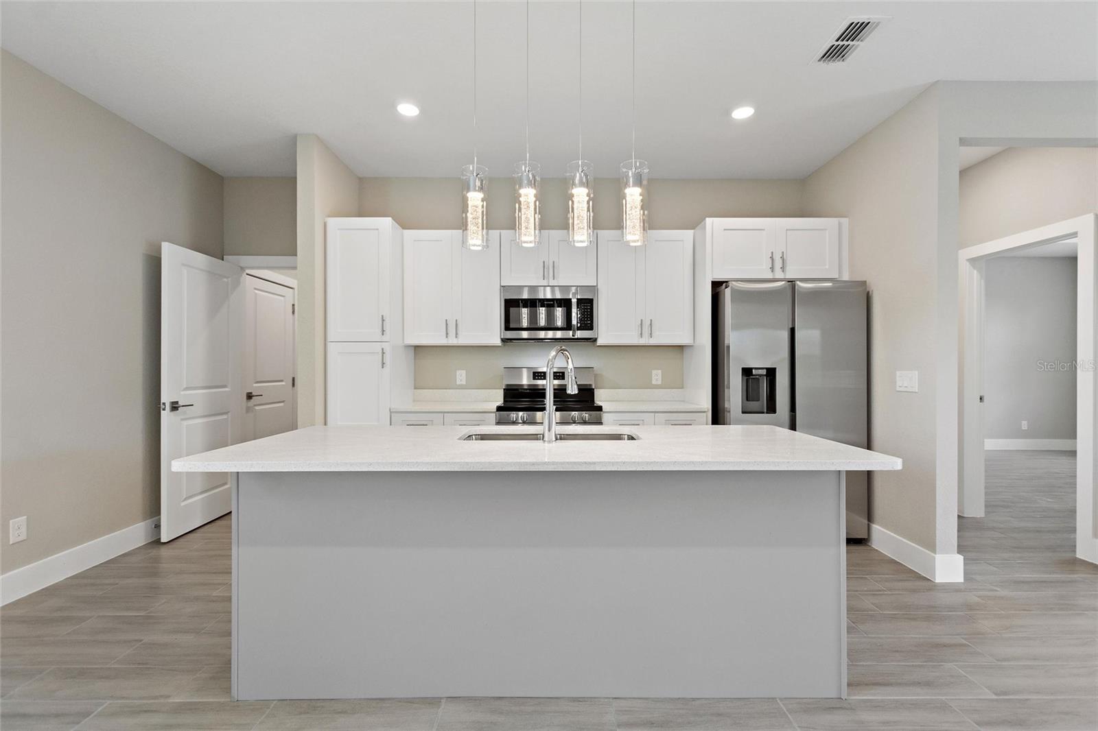 11 MAGNOLIA BLOSSOM LN, KISSIMMEE, FL, 34759