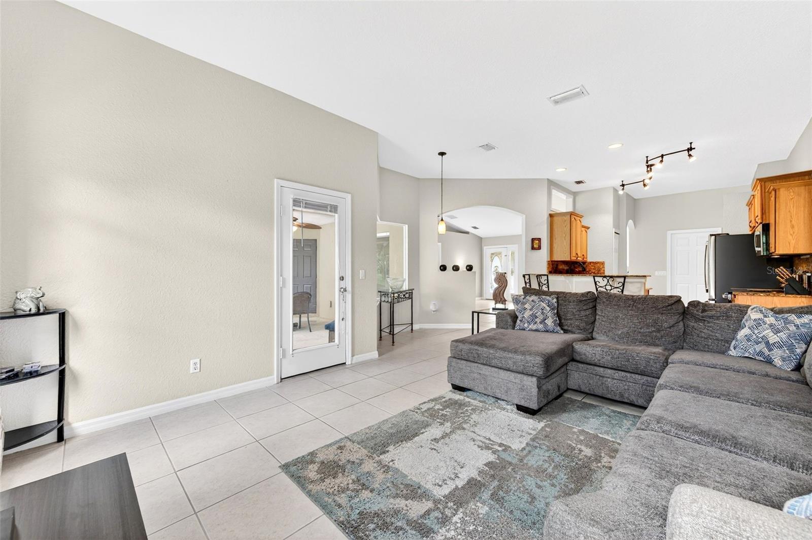 831 OWL ST SW, PALM BAY, FL, 32908