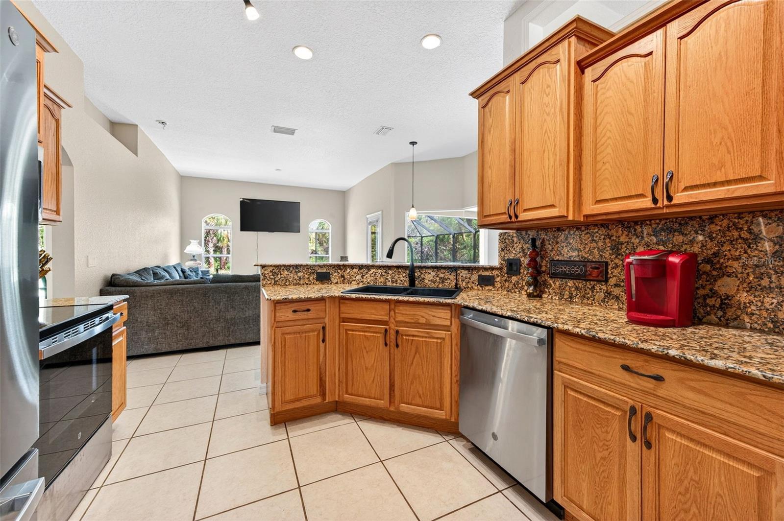 831 OWL ST SW, PALM BAY, FL, 32908