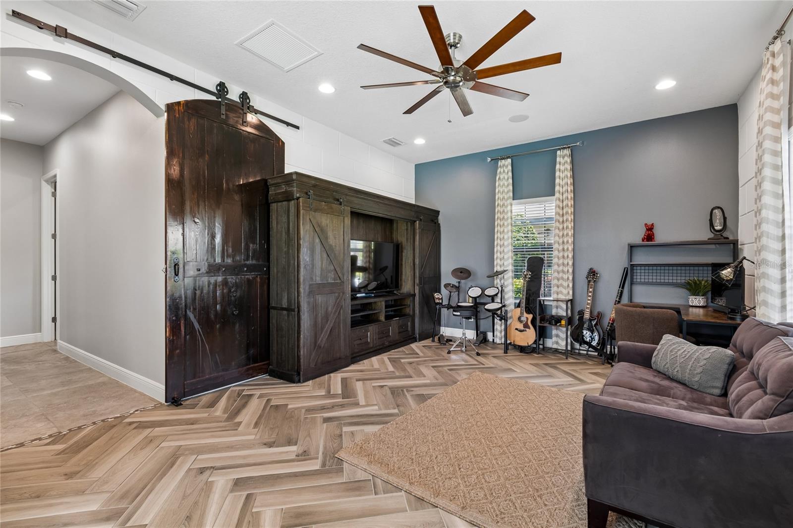 20439 LACE CASCADE RD, LAND O LAKES, FL, 34637