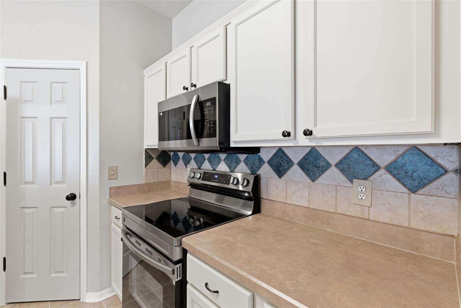 5832 HERONVIEW CRESCENT DR, LITHIA, FL, 33547