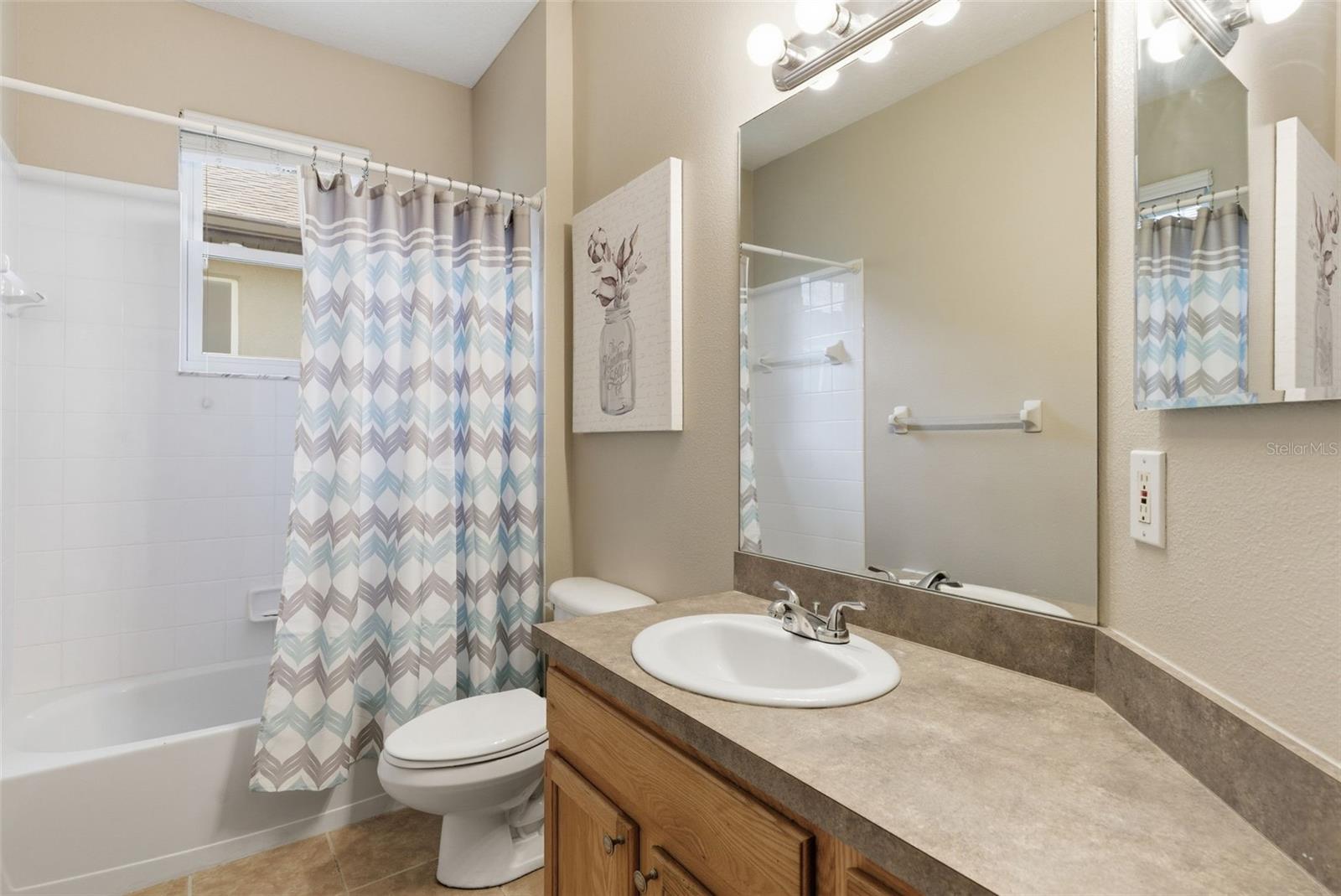 5832 HERONVIEW CRESCENT DR, LITHIA, FL, 33547