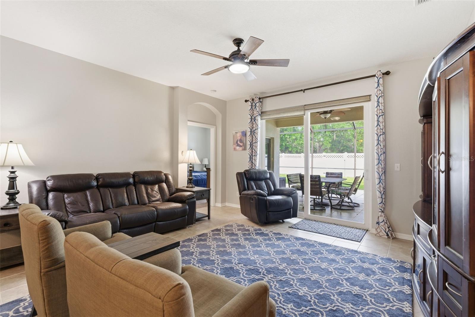 5832 HERONVIEW CRESCENT DR, LITHIA, FL, 33547