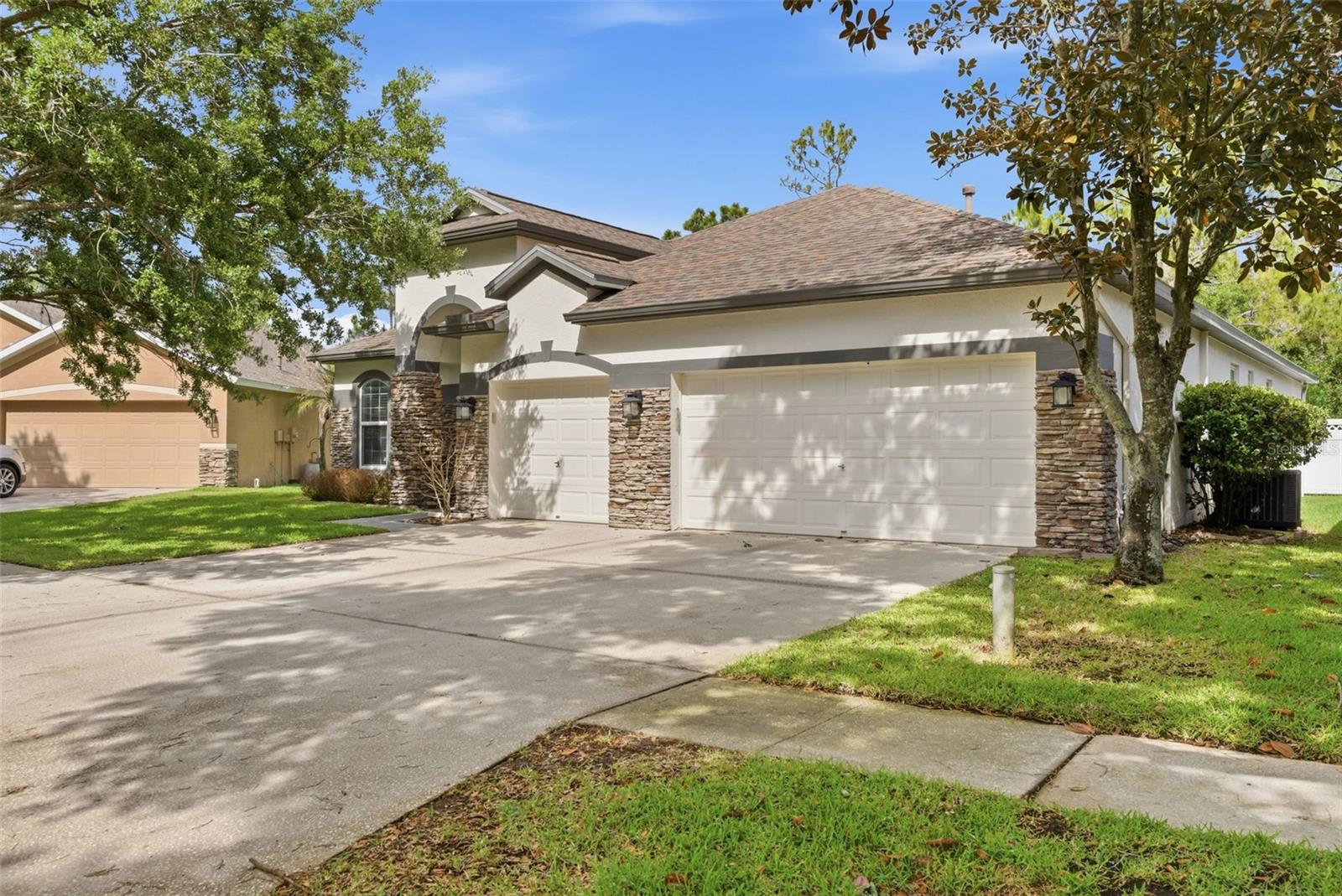 5832 HERONVIEW CRESCENT DR, LITHIA, FL, 33547