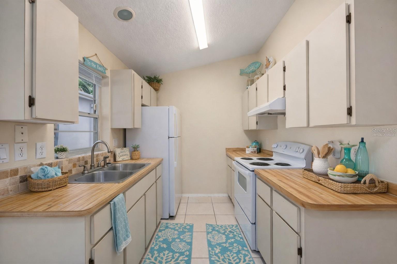 2087 COMO ST #B, PORT CHARLOTTE, FL, 33948