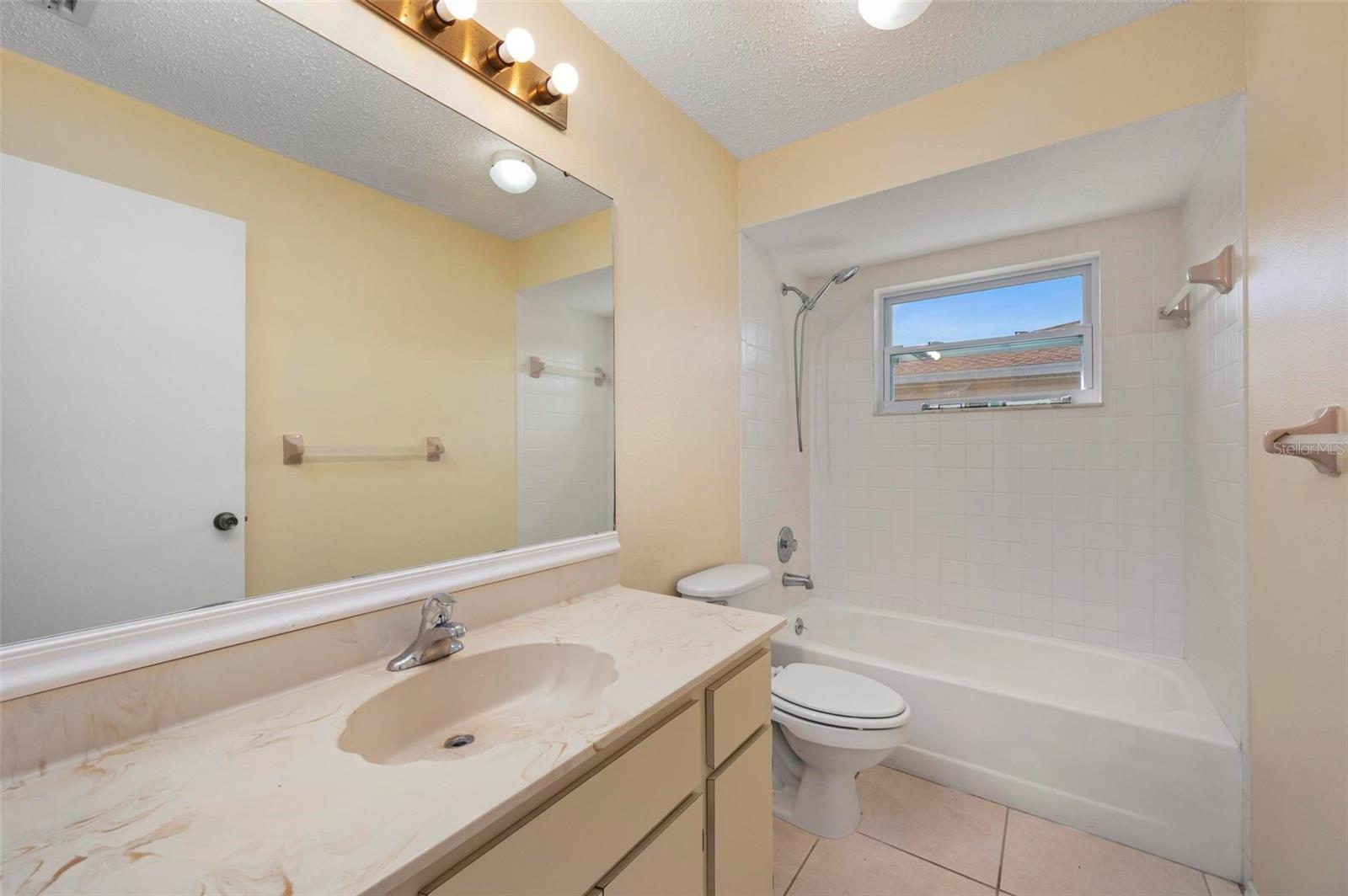 2087 COMO ST #B, PORT CHARLOTTE, FL, 33948