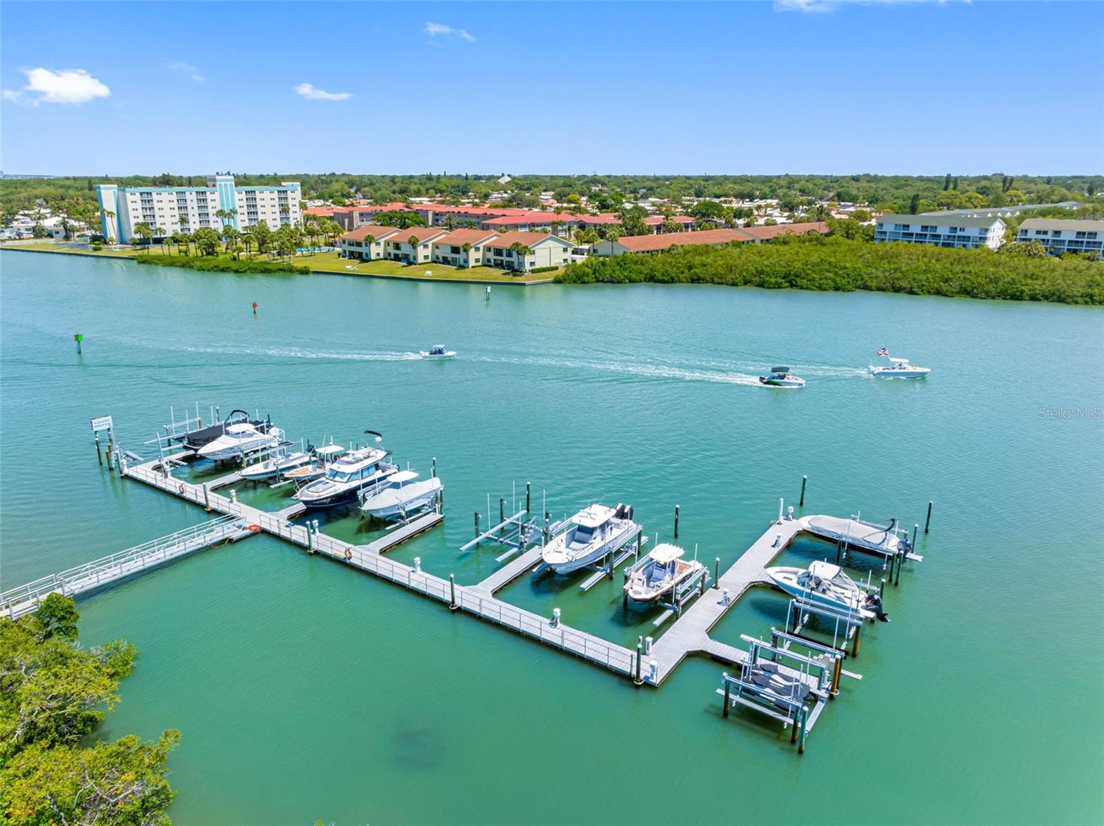 19915 GULF BLVD #806, INDIAN SHORES, FL, 33785