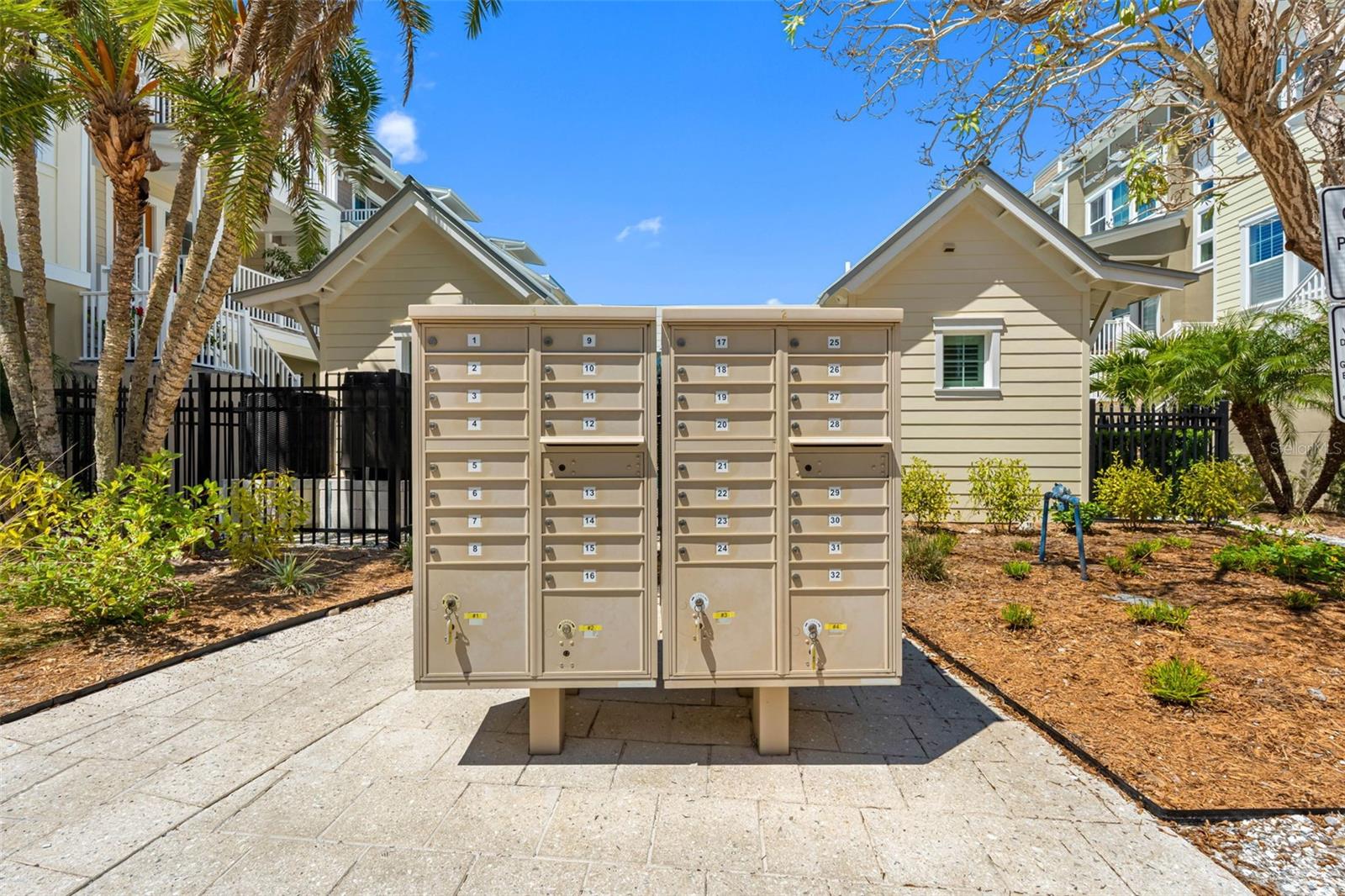 19915 GULF BLVD #806, INDIAN SHORES, FL, 33785