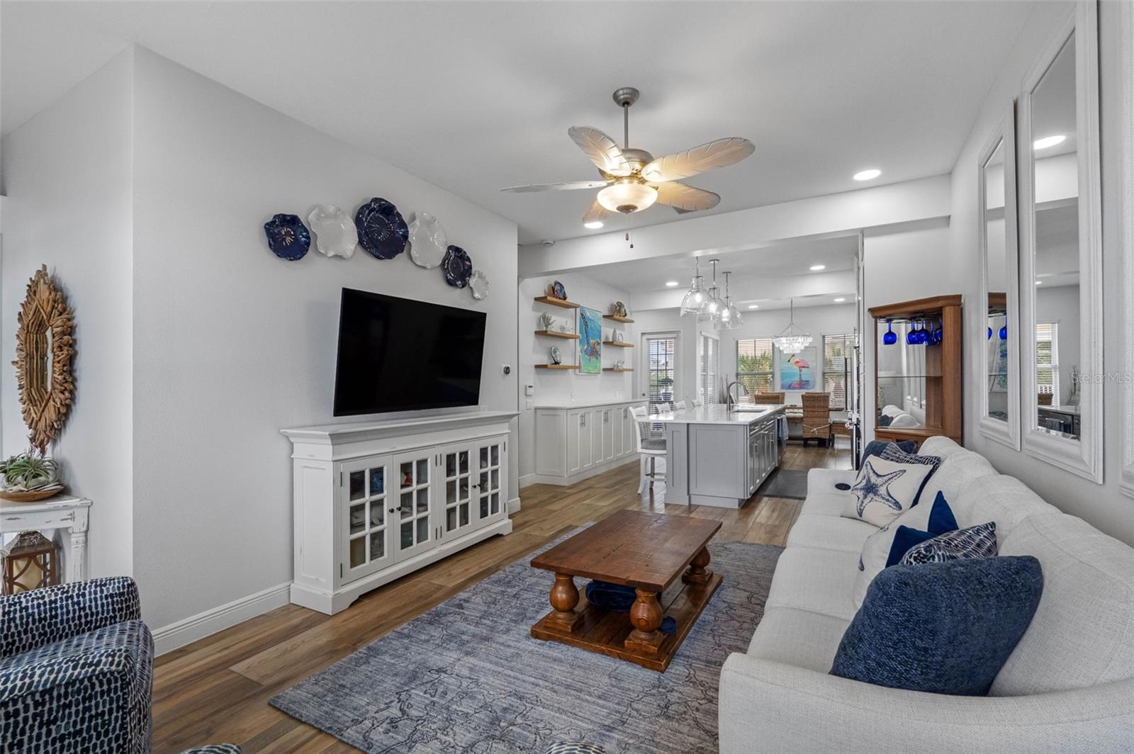 19915 GULF BLVD #806, INDIAN SHORES, FL, 33785