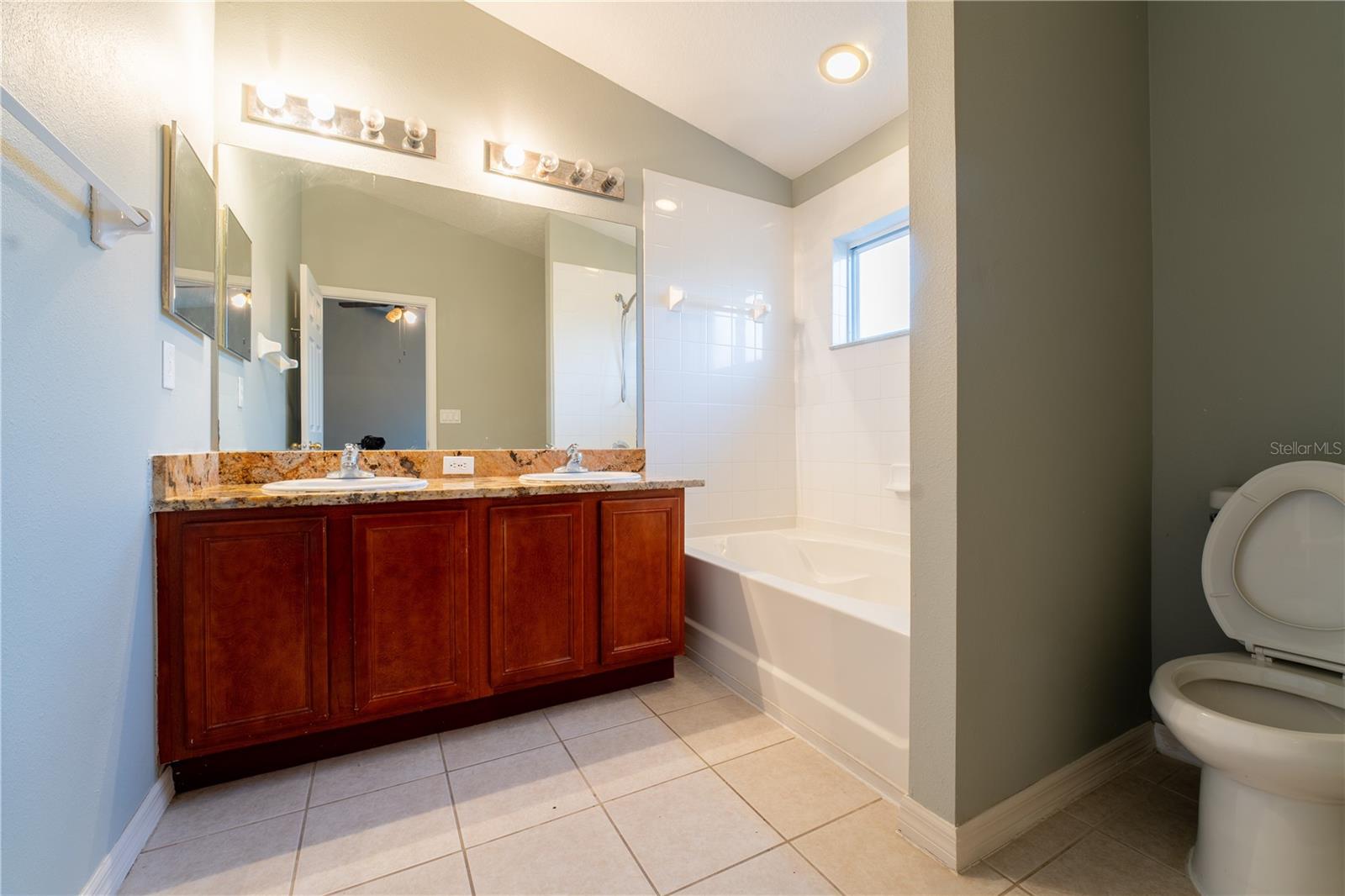 9609 CARLSDALE DR, RIVERVIEW, FL, 33578