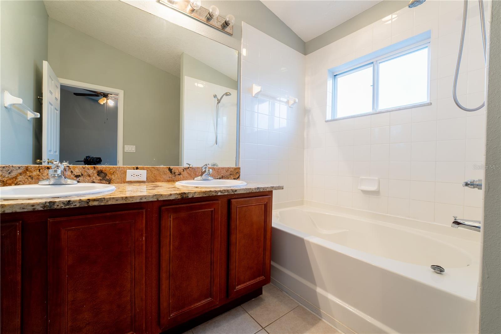 9609 CARLSDALE DR, RIVERVIEW, FL, 33578