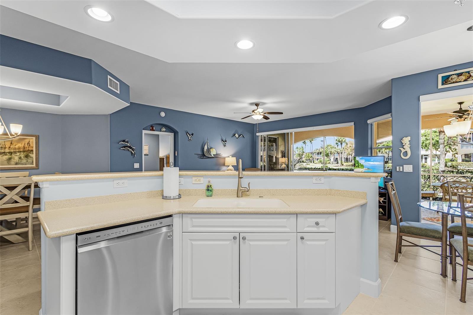 3312 SUNSET KEY CIR CIR #B, PUNTA GORDA, FL, 33955