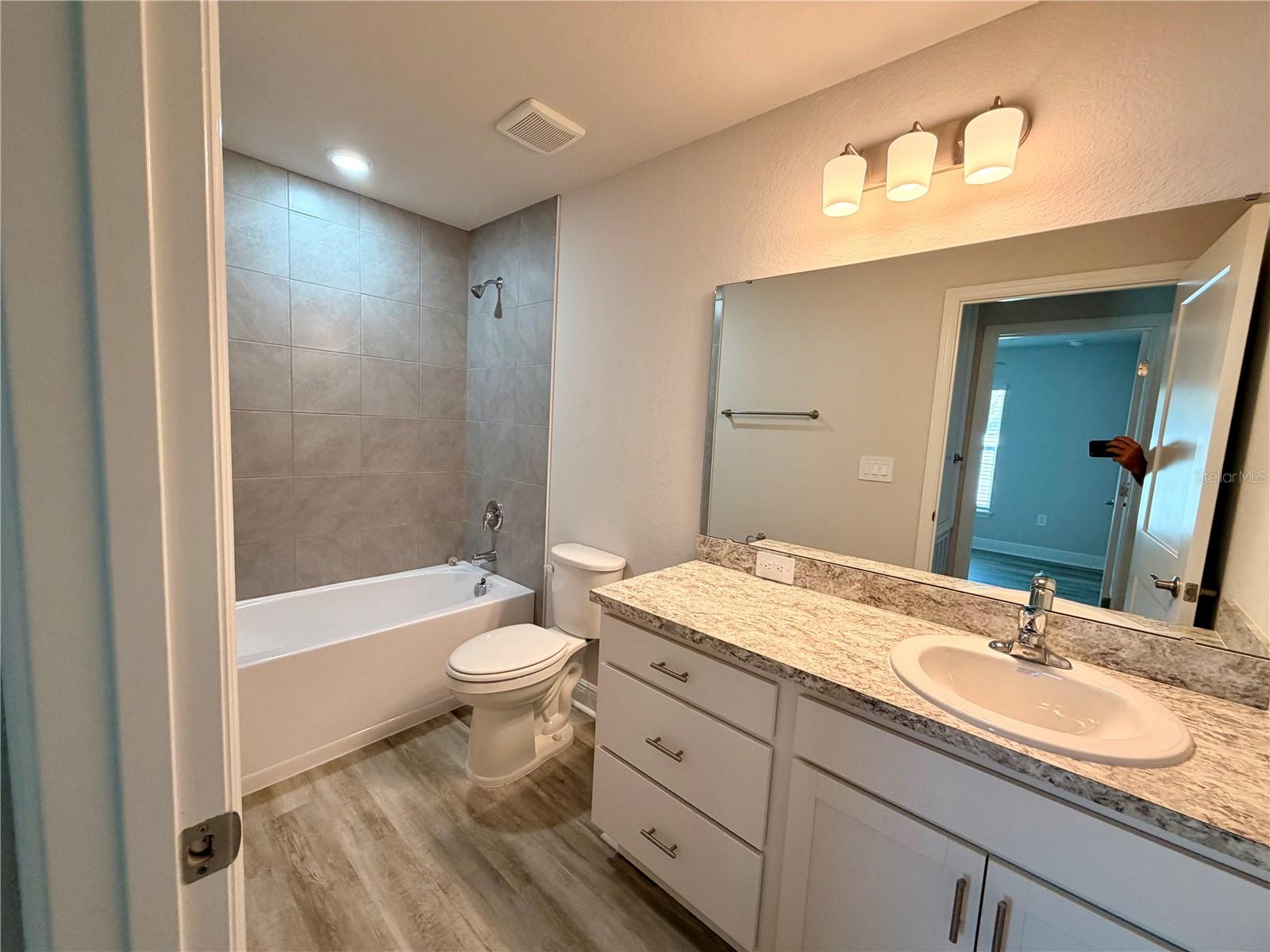 445 ALVINA AVE, LAKE WALES, FL, 33853