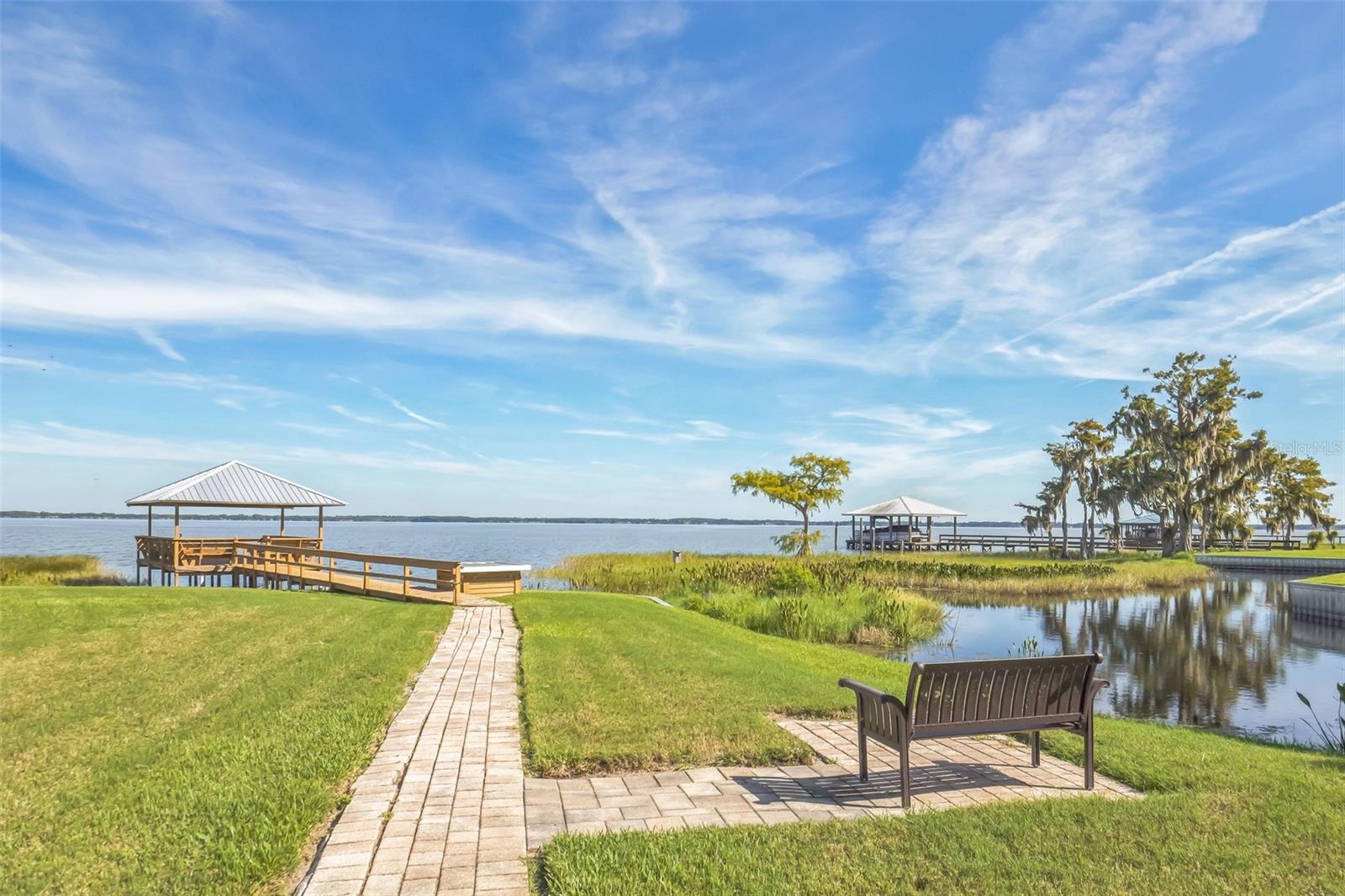 2249 CYPRESS COVE DR #E-3, TAVARES, FL, 32778