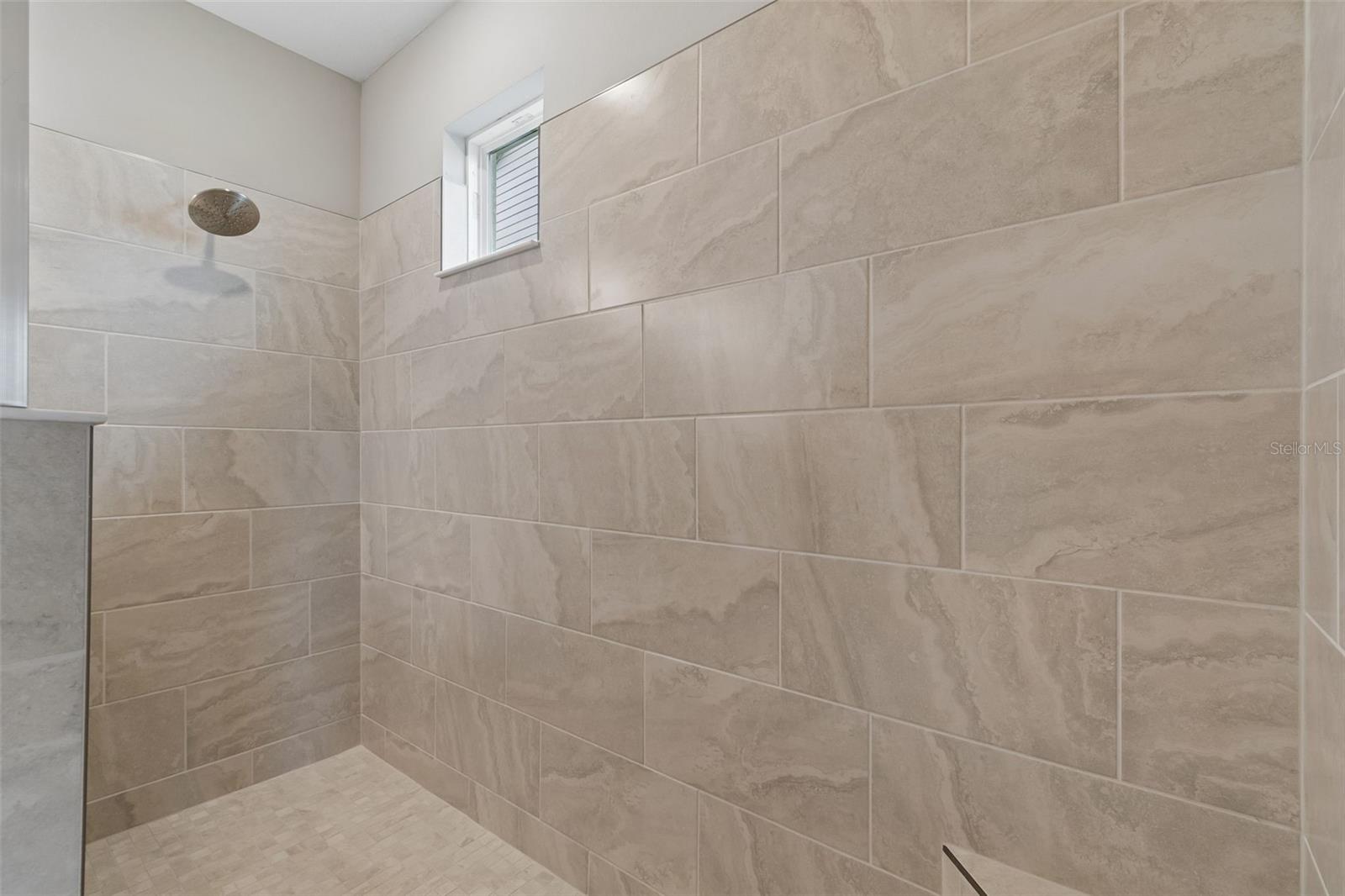 2181 LONGLINER LOOP, WESLEY CHAPEL, FL, 33543