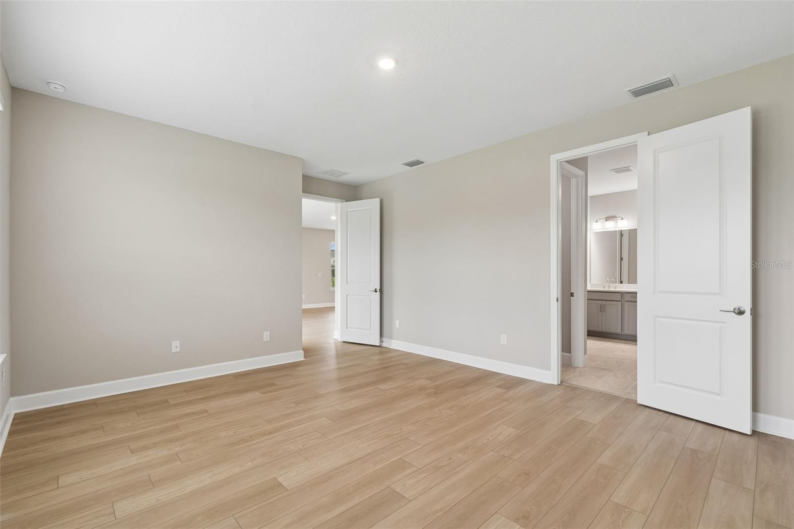 2181 LONGLINER LOOP, WESLEY CHAPEL, FL, 33543