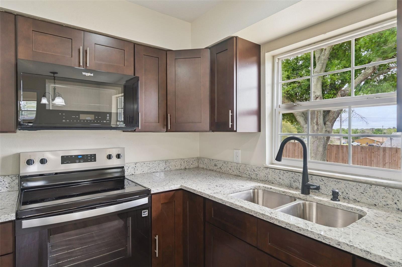 1109 VALENCIA AVE, HAINES CITY, FL, 33844