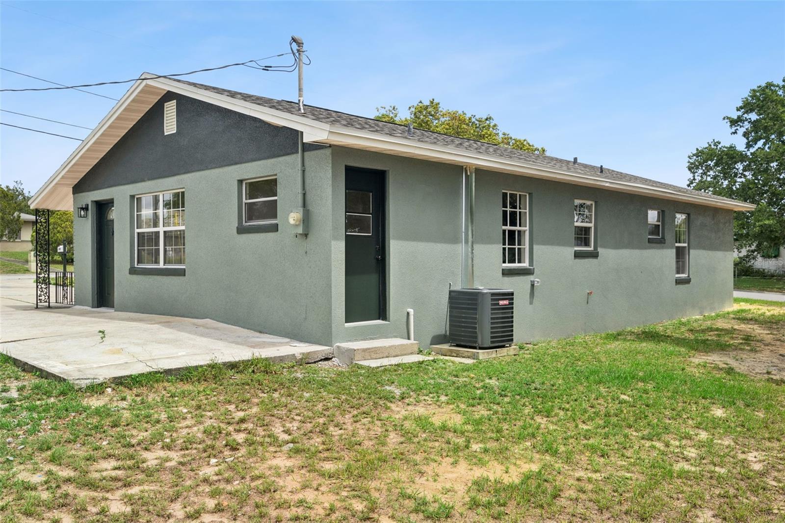 1109 VALENCIA AVE, HAINES CITY, FL, 33844