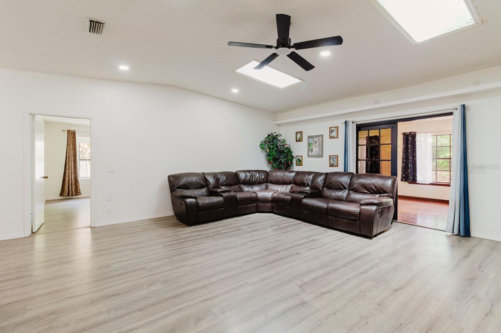 5402 SWALLOW DR, LAND O LAKES, FL, 34639