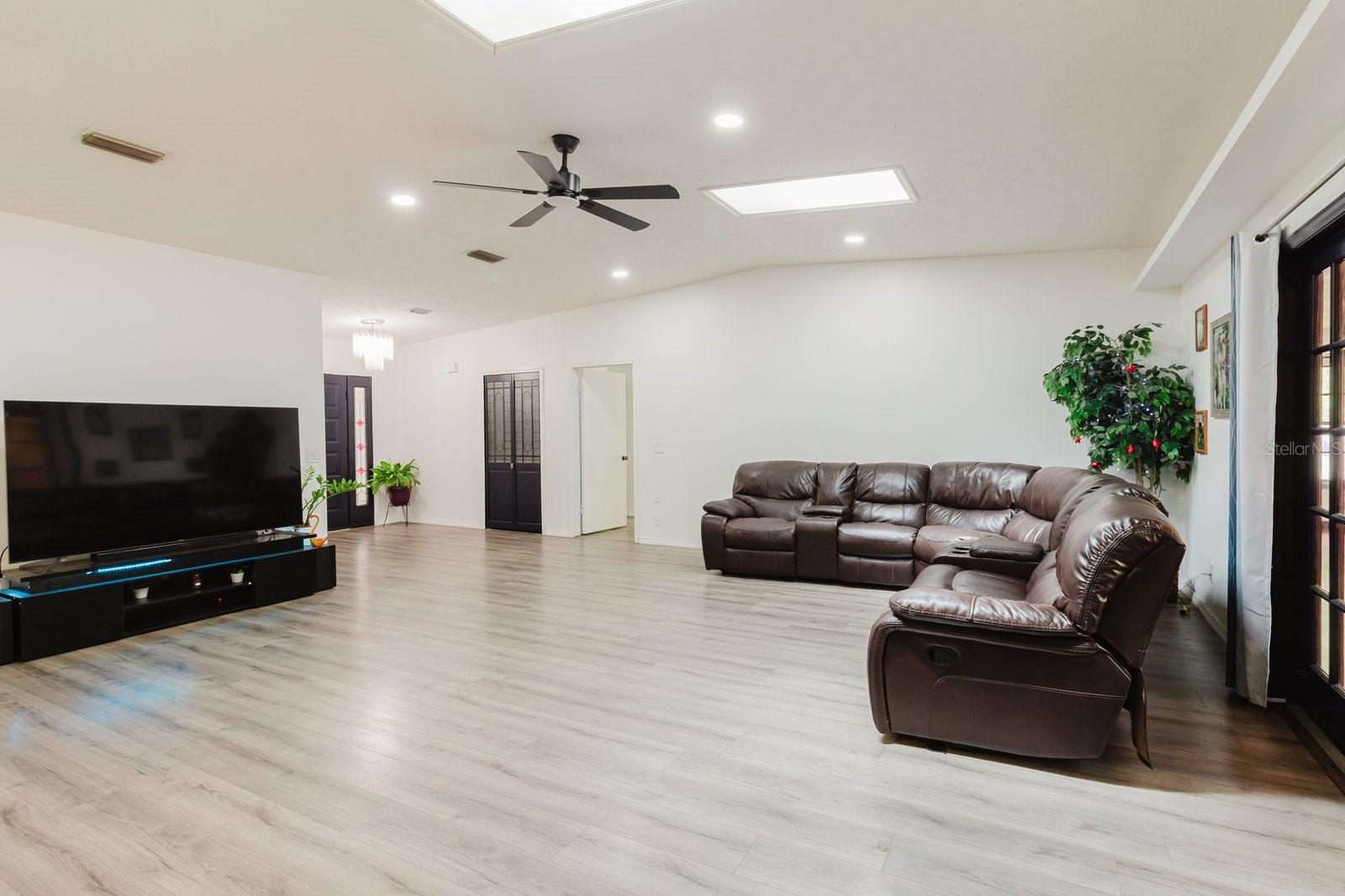 5402 SWALLOW DR, LAND O LAKES, FL, 34639