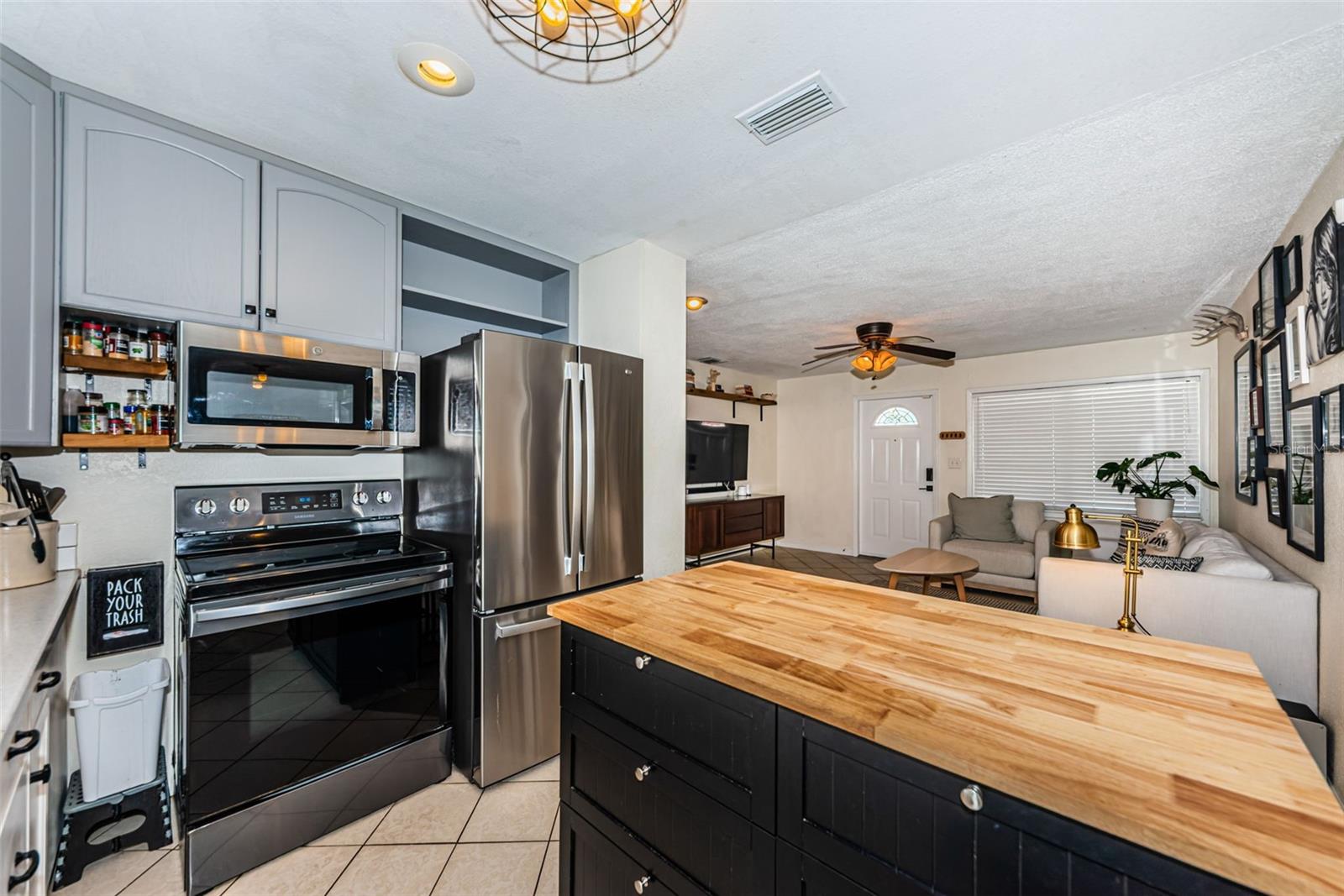 7101 13TH ST N, ST PETERSBURG, FL, 33702