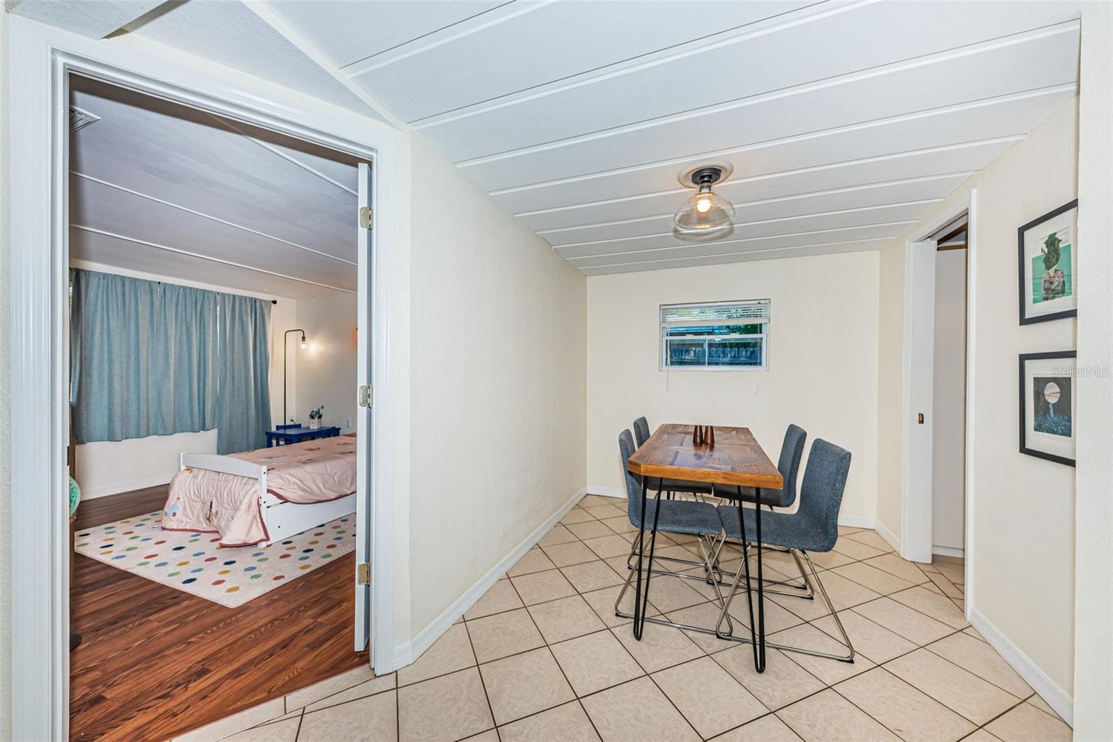 7101 13TH ST N, ST PETERSBURG, FL, 33702