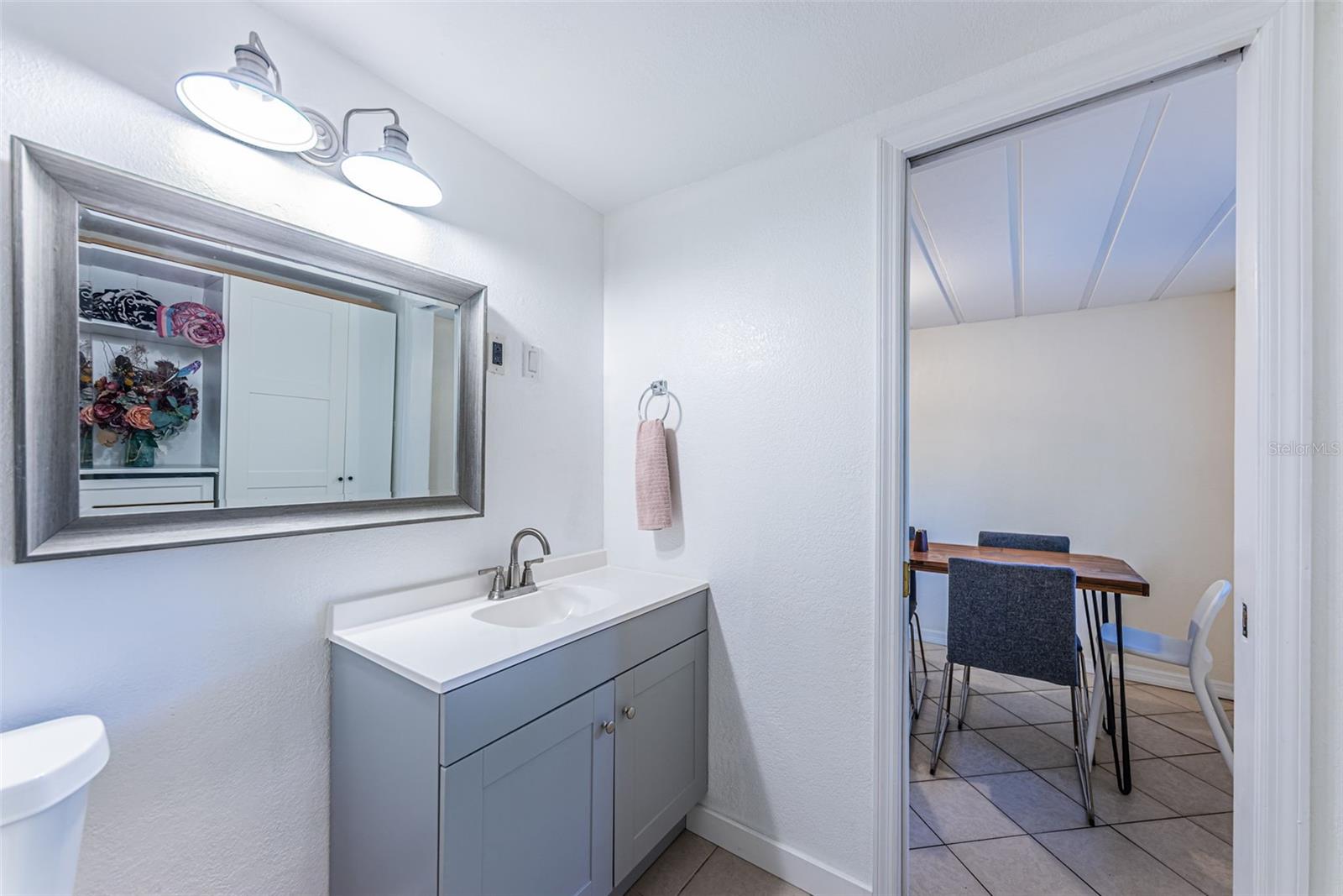 7101 13TH ST N, ST PETERSBURG, FL, 33702