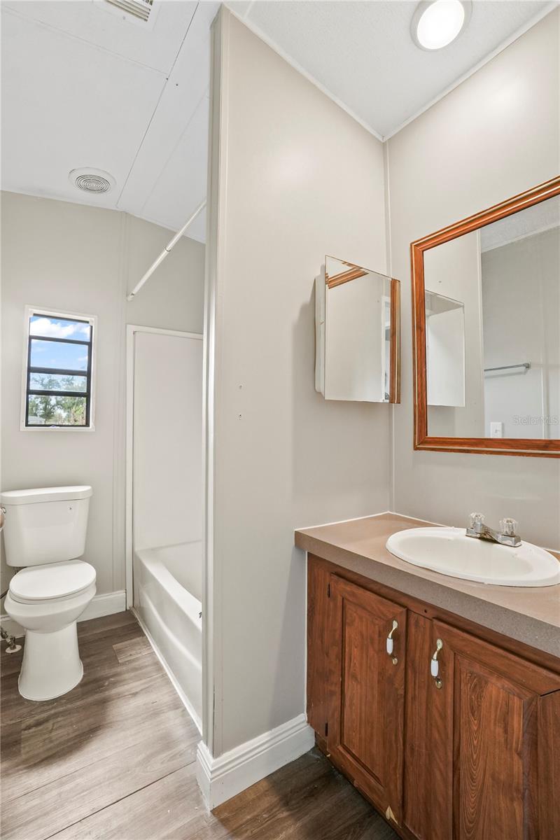 128 PERNELL JOHNSON DR, SEFFNER, FL, 33584