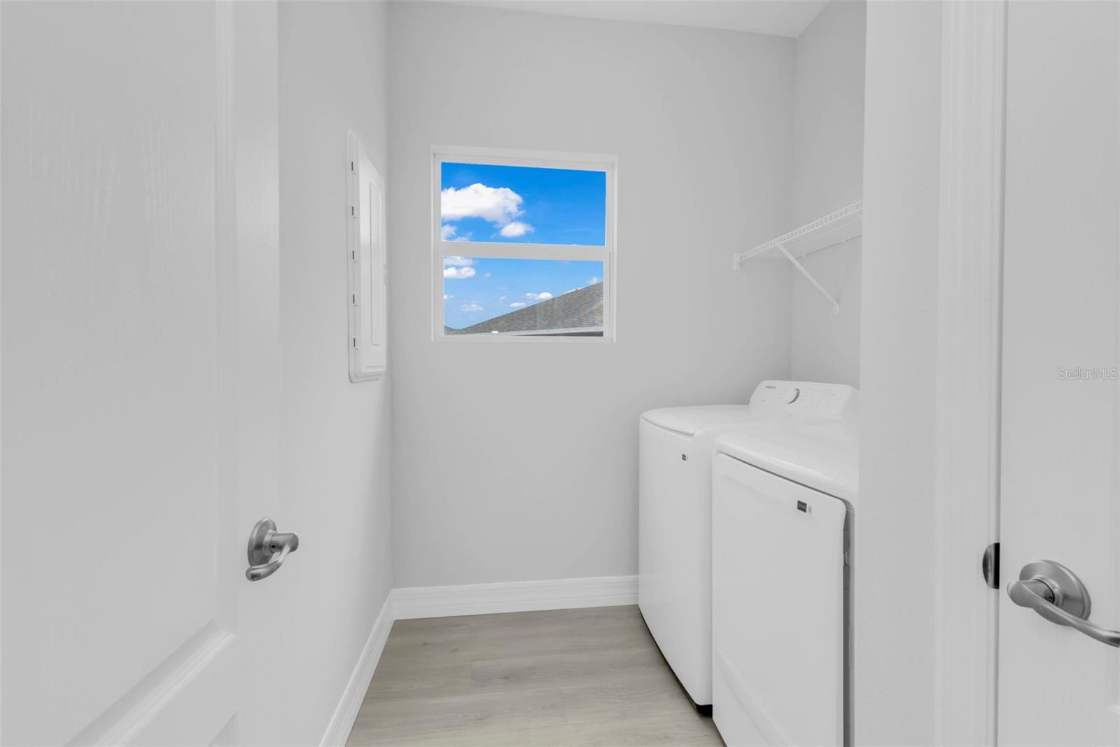 405 LOVELAND BLVD, PORT CHARLOTTE, FL, 33954