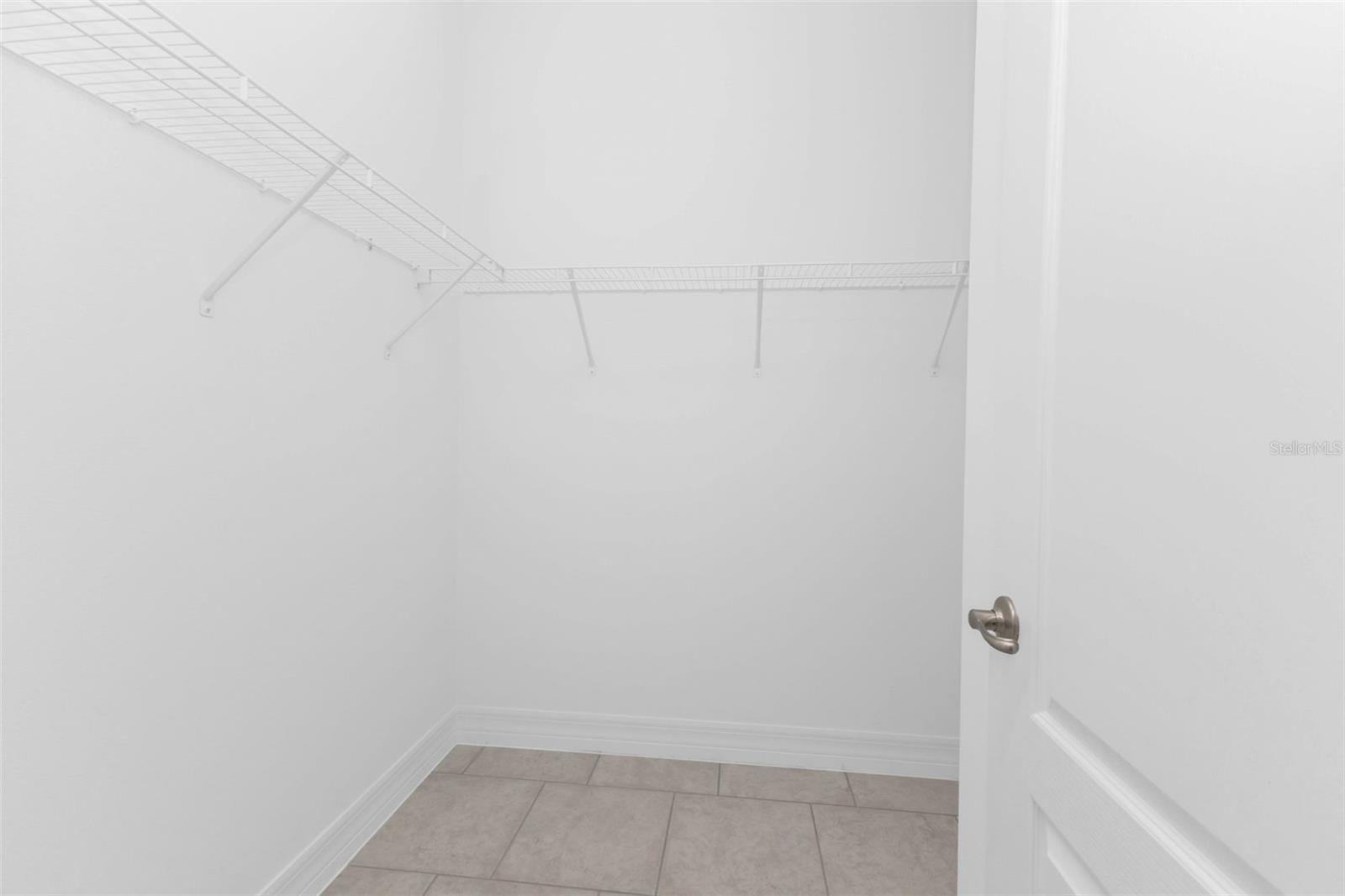 405 LOVELAND BLVD, PORT CHARLOTTE, FL, 33954