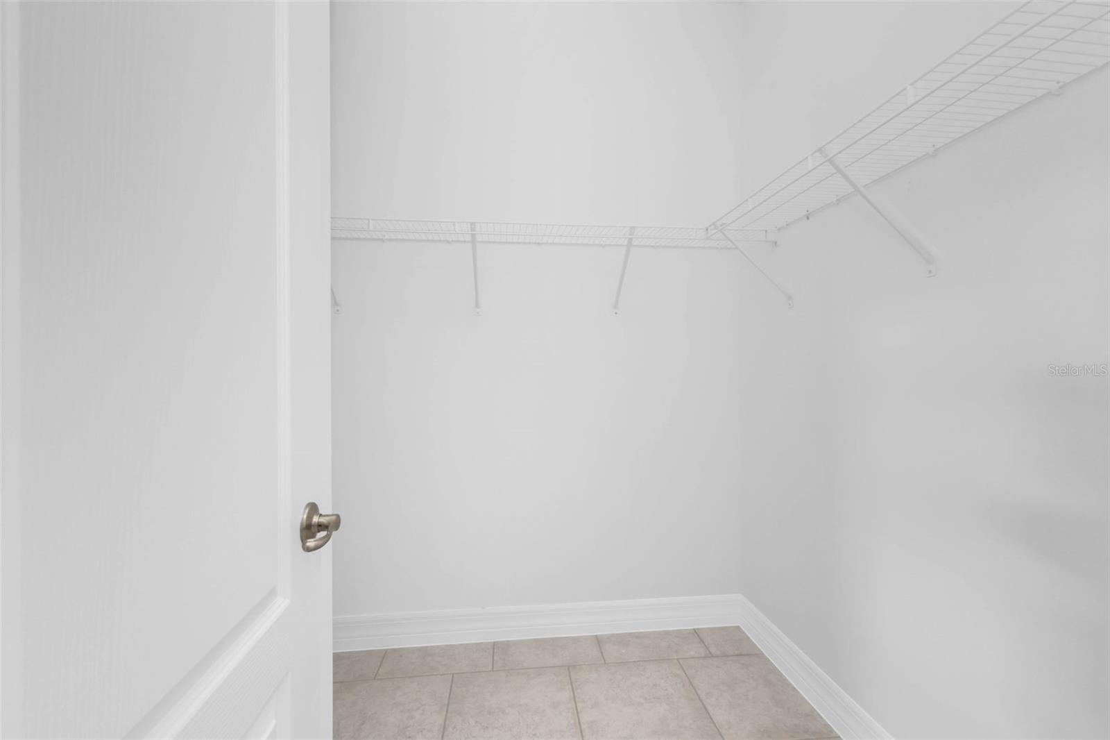 405 LOVELAND BLVD, PORT CHARLOTTE, FL, 33954