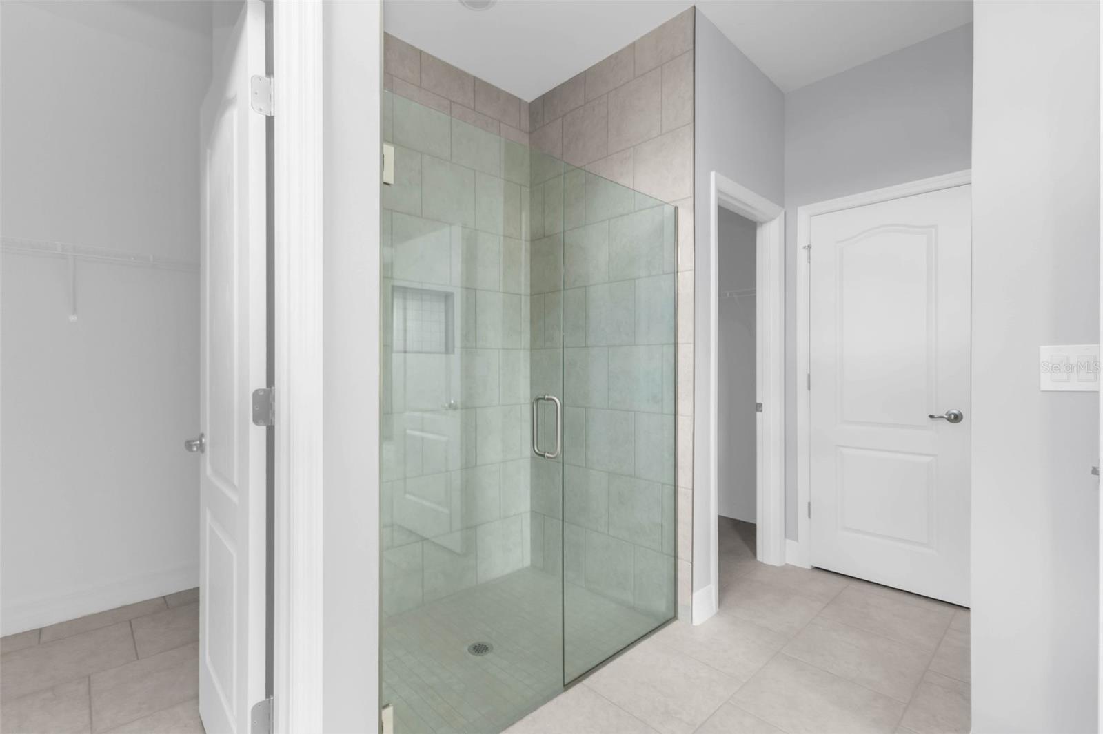 405 LOVELAND BLVD, PORT CHARLOTTE, FL, 33954