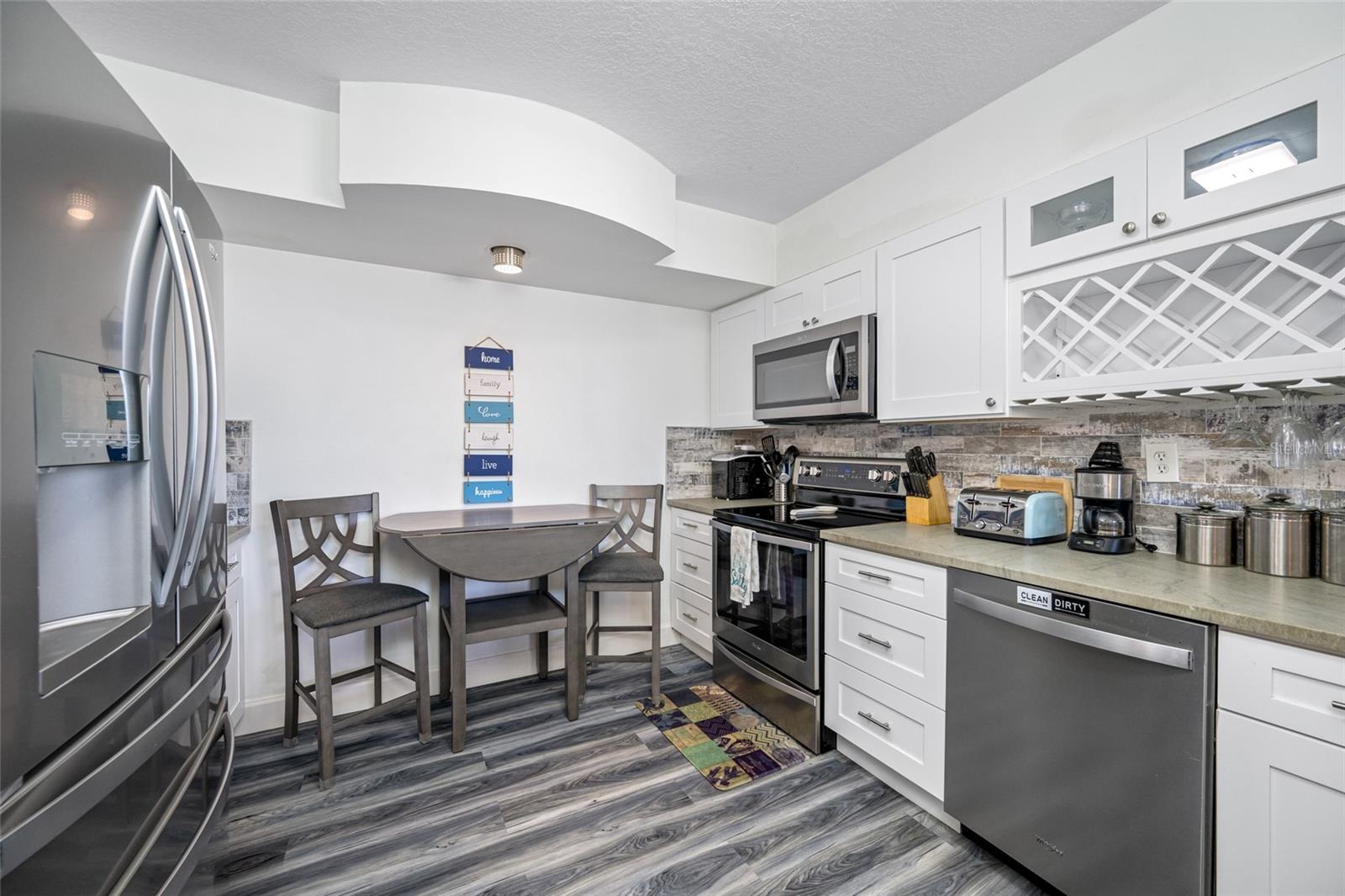 5701 BAHIA DEL MAR CIR #408, ST PETERSBURG, FL, 33715